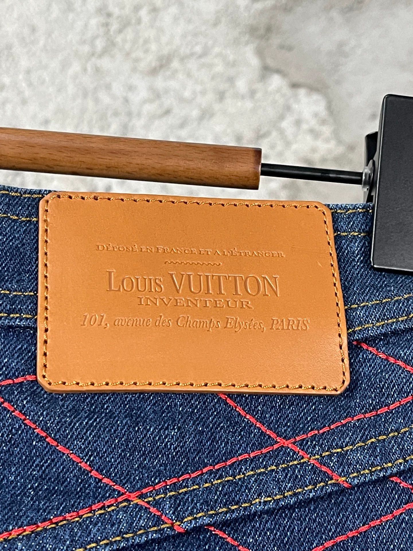 Louis Vuitton LV Denim Mini Skirt Women's 34 New Size 25" / US 0 / IT 36 - 6 Thumbnail