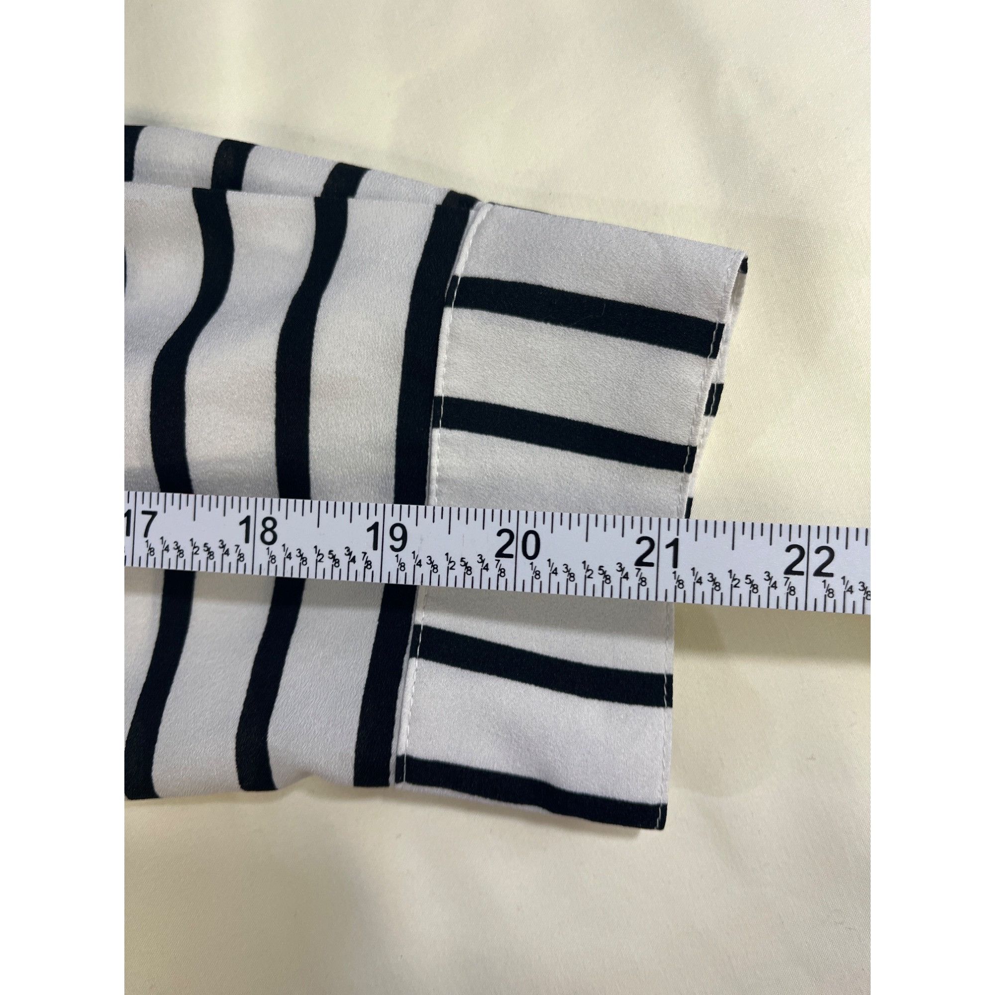 Calvin Klein Calvin Klein Womens long sleeve striped Top Size XL SKU 6985 Size XL / US 12-14 / IT 48-50 - 12 Thumbnail