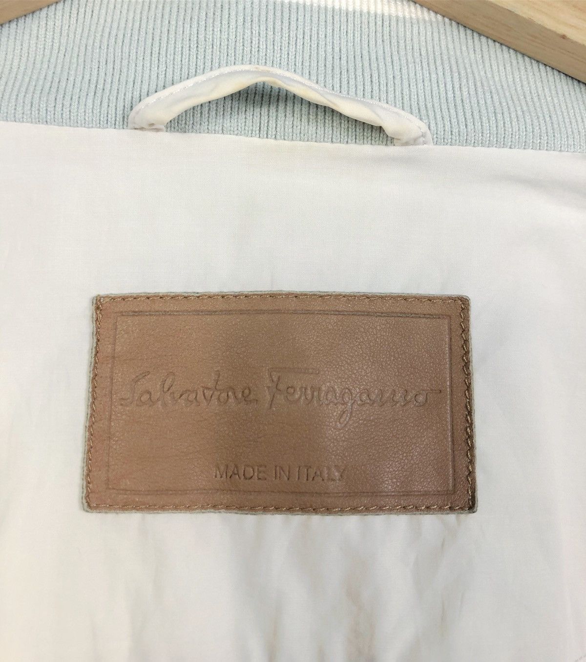 Salvatore Ferragamo Rare Salvatore Ferragamo Light Jacket Made in Italy Size US S / EU 44-46 / 1 - 11 Thumbnail
