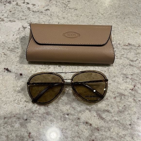 Tod's Tod's 63mm Aviator Sunglasses -‎ NWT Size ONE SIZE - 4 Thumbnail