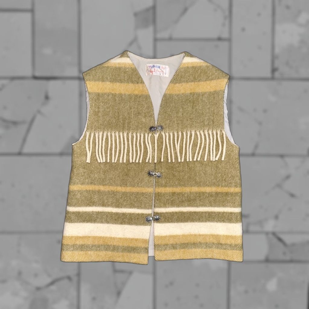 Vintage VINTAGE Ljungberg for Kjell Vest Wool Fringe Cream M Women Western Norway Medium Vest Size M / US 6-8 / IT 42-44 - 1 Thumbnail