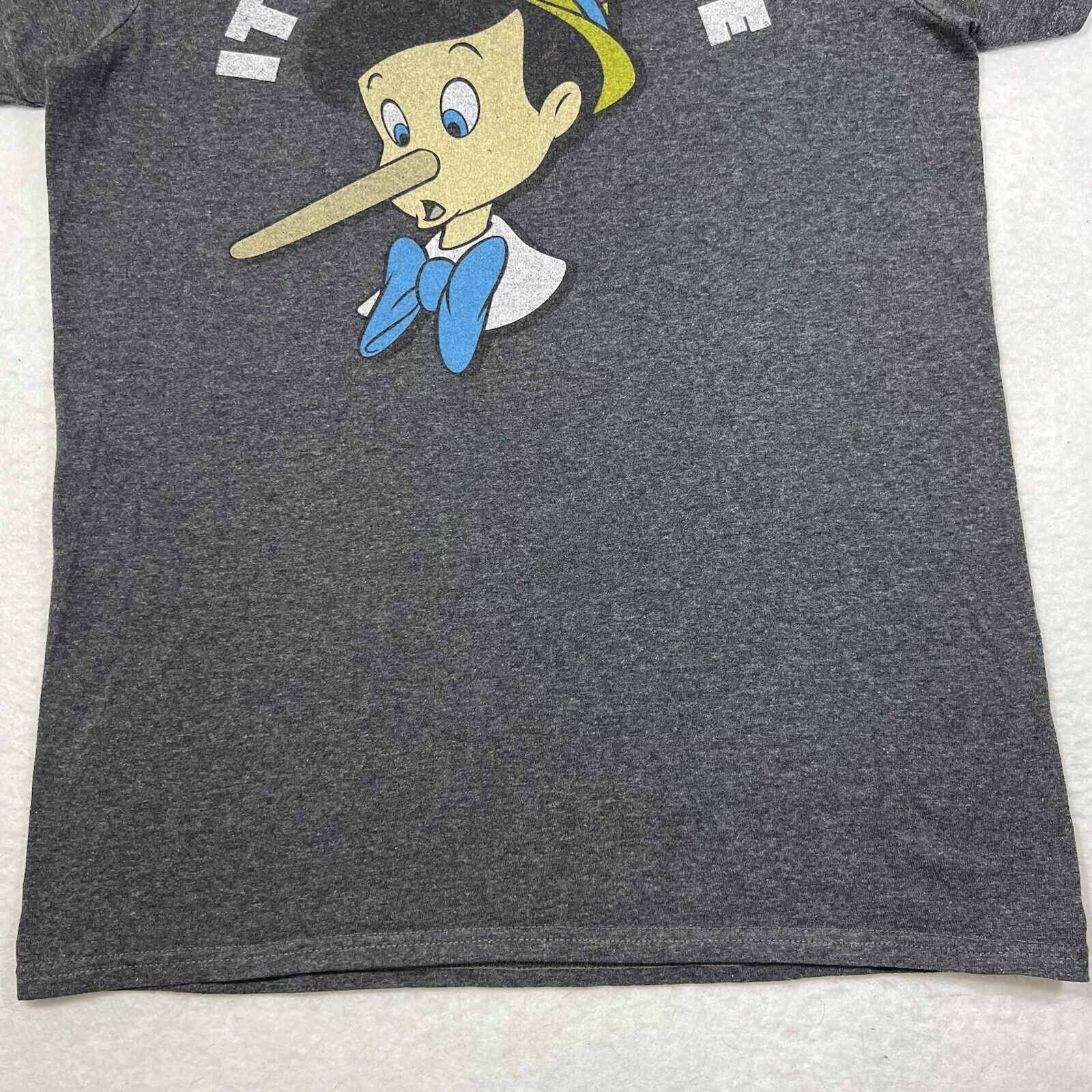 Disney Disney Pinocchio 'It Wasn't Me' Short Sleeve Graphic Tee Size US S / EU 44-46 / 1 - 6 Thumbnail