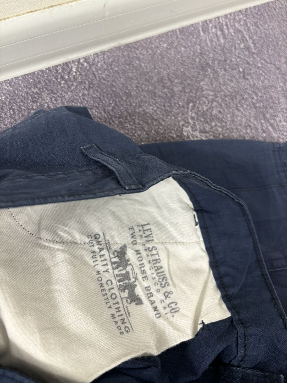 Levi's Vintage Levi’s Y2K Military Style Navy Blue Cargo Shorts Size US 38 / EU 54 - 10 Thumbnail