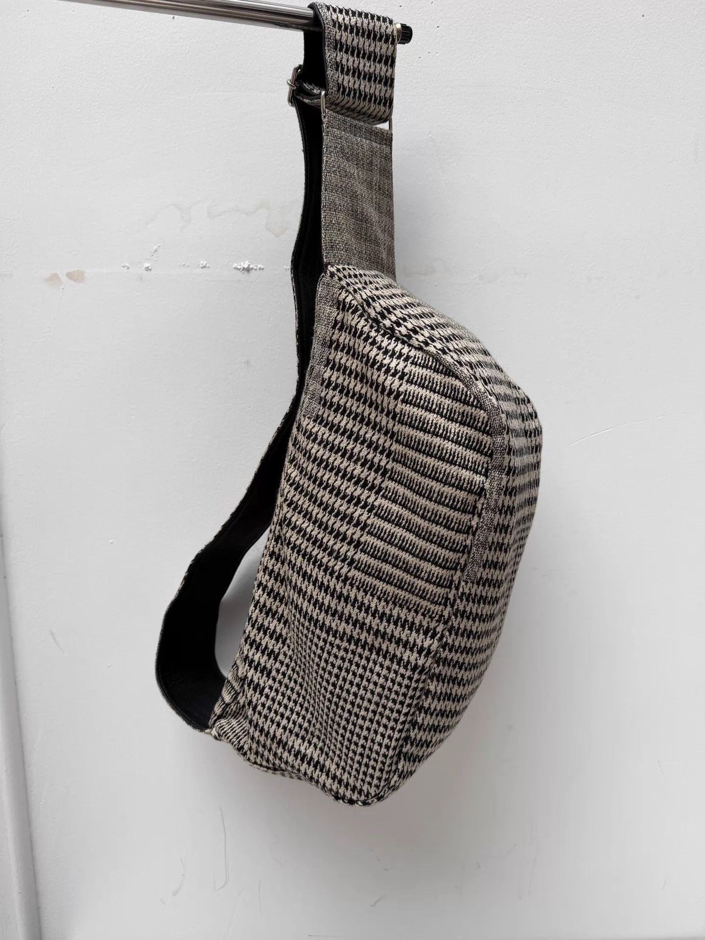 Yohji Yamamoto Yohji Yamamoto Y's Plaid Wool Blend Dumpling Bag Size ONE SIZE - 3 Thumbnail