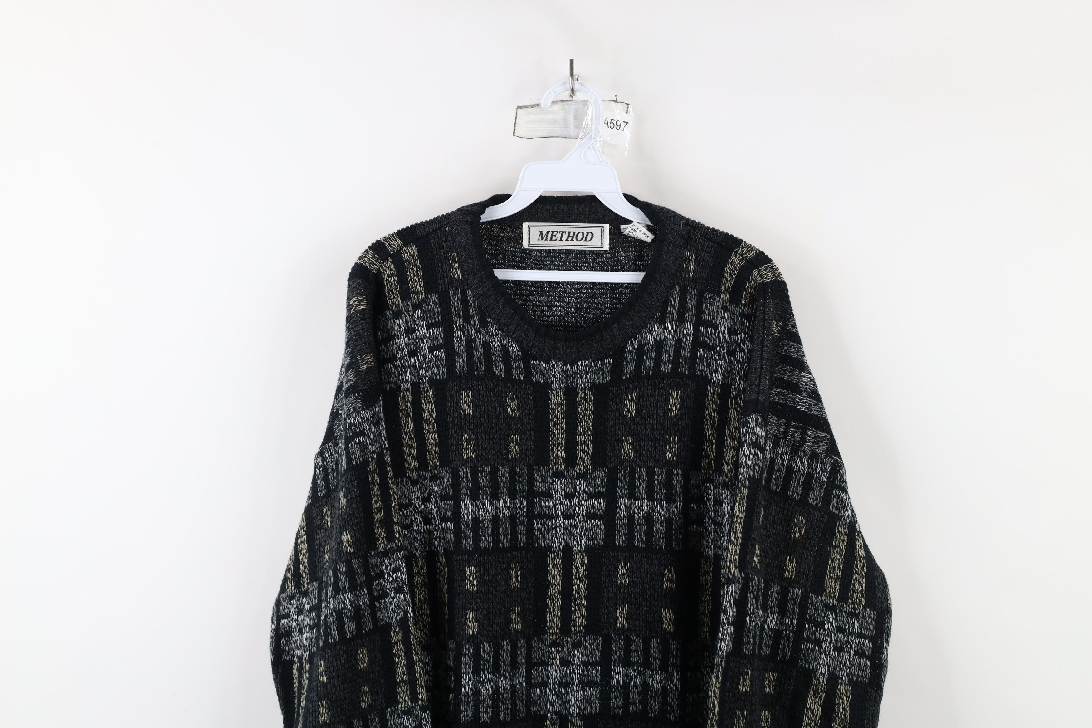 Vintage Vintage 90s Coogi Style Checkered Knit Dad Sweater Size US L / EU 52-54 / 3 - 2 Thumbnail