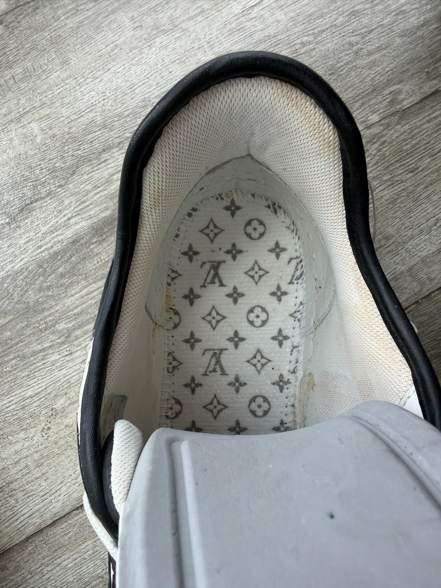 Louis Vuitton Louis Vuitton Trainer Low-Top Sneakers Size US 8.5 / EU 41-42 - 9 Thumbnail