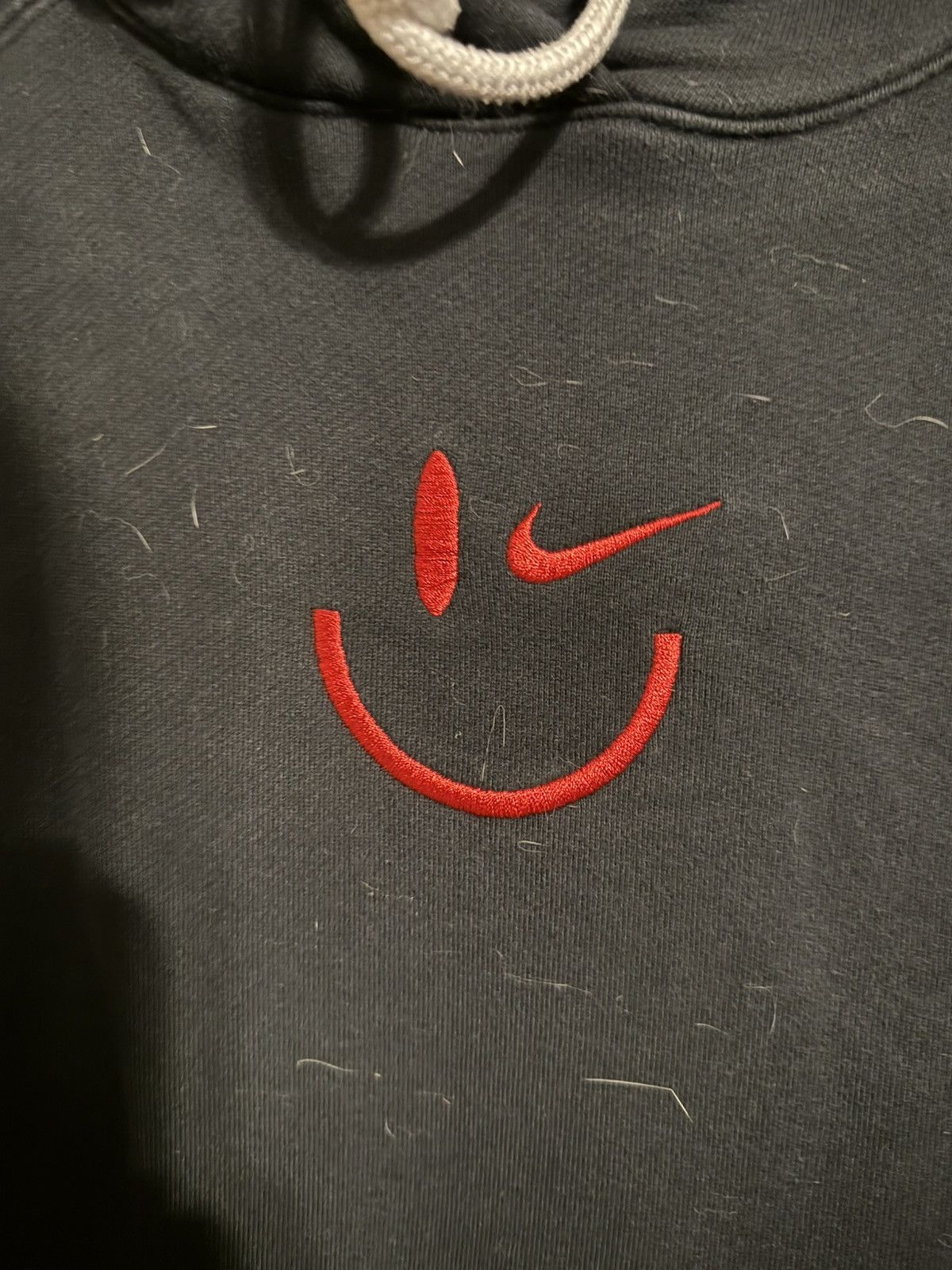 Nike Nike Winking Smiley Face Hoodie Size US L / EU 52-54 / 3 - 2 Thumbnail