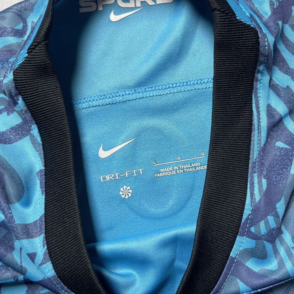Nike TOTTENHAM NIKE 2022/2023 FOOTBALL THIRD JERSEY #7 SON Size US L / EU 52-54 / 3 - 6 Thumbnail