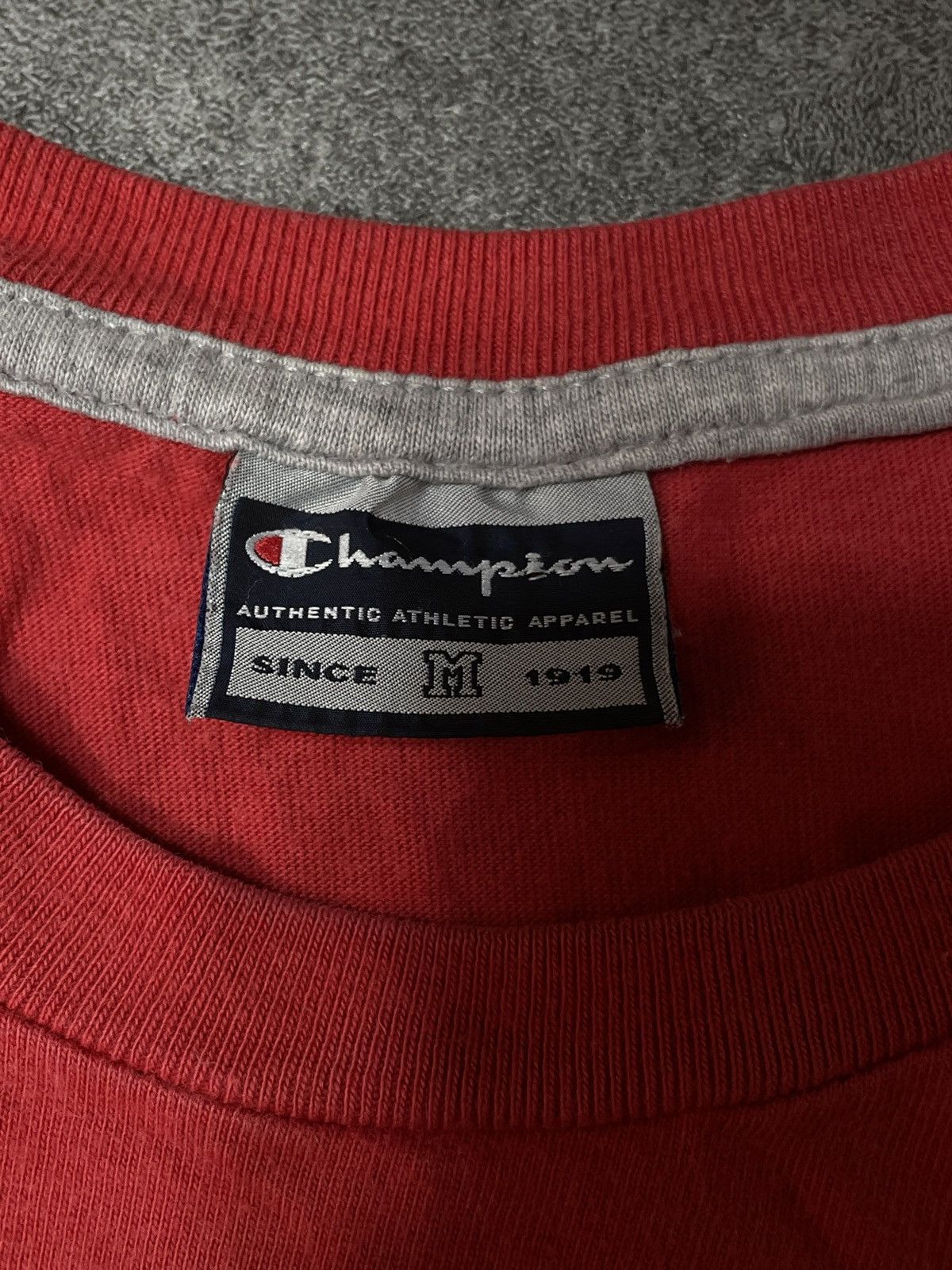 Champion × Vintage 🔥Offers🔥Champion Vintage Y2K Tee Mini Logo Rare Size US M / EU 48-50 / 2 - 4 Thumbnail