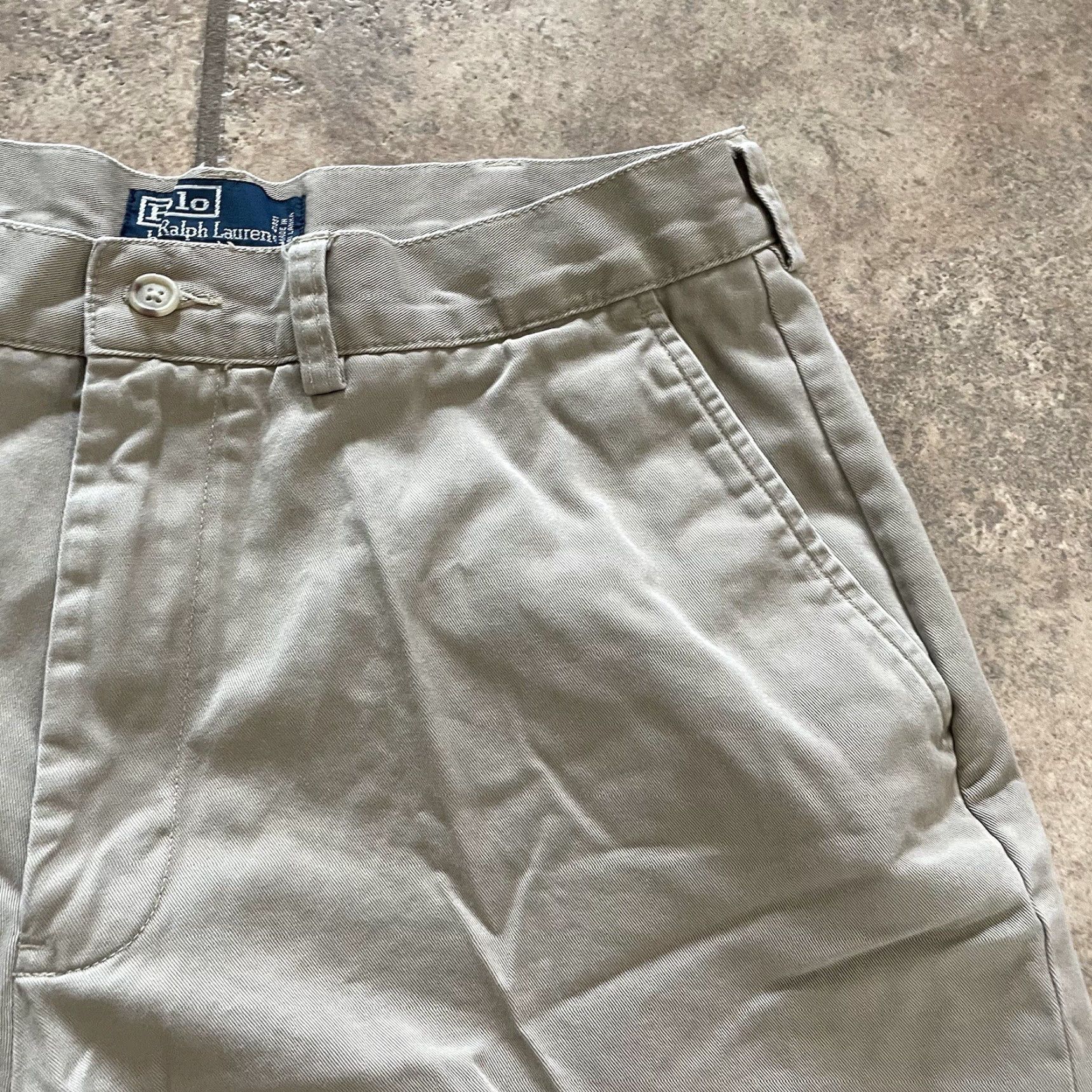 Polo Ralph Lauren Polo Ralph Lauren Chino Shorts Mens 34 Beige 100% Cotton Classic Casual Polo by Ralph Lauren Polo Ralph Lauren Mens 34 Beige Chino Shorts Size US S / EU 44-46 / 1 - 2 Thumbnail