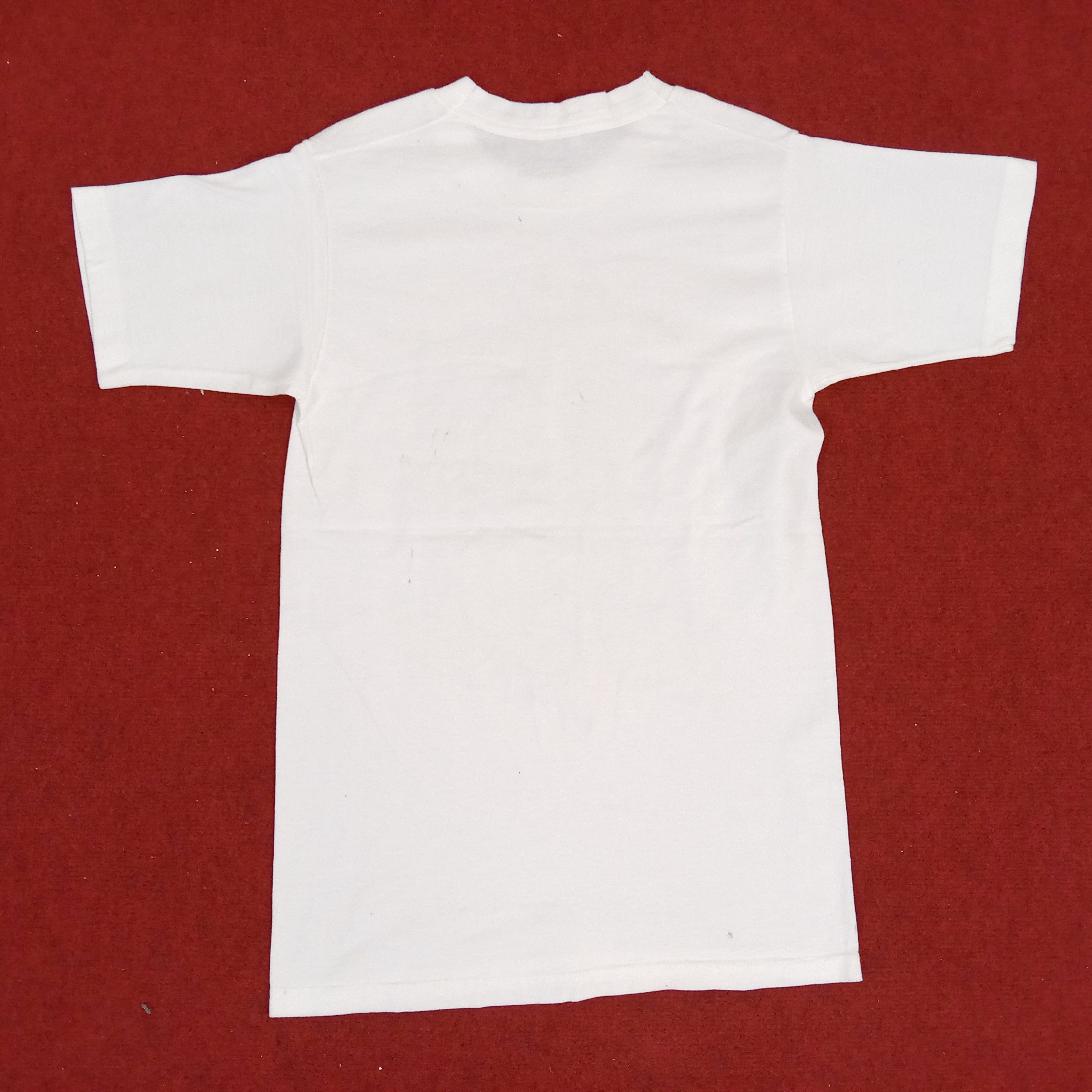 Vintage Mars Attack The Movie Center Design Vintage Tshirt Size US S / EU 44-46 / 1 - 4 Thumbnail