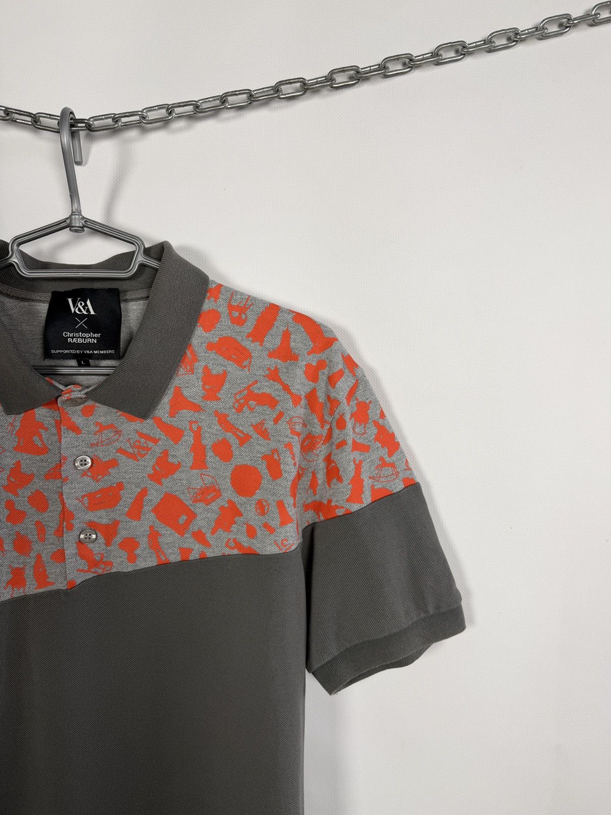 Christopher Raeburn Men’s V&A x Christopher Raeburn Designer Polo Shirt Size L Size US L / EU 52-54 / 3 - 3 Thumbnail