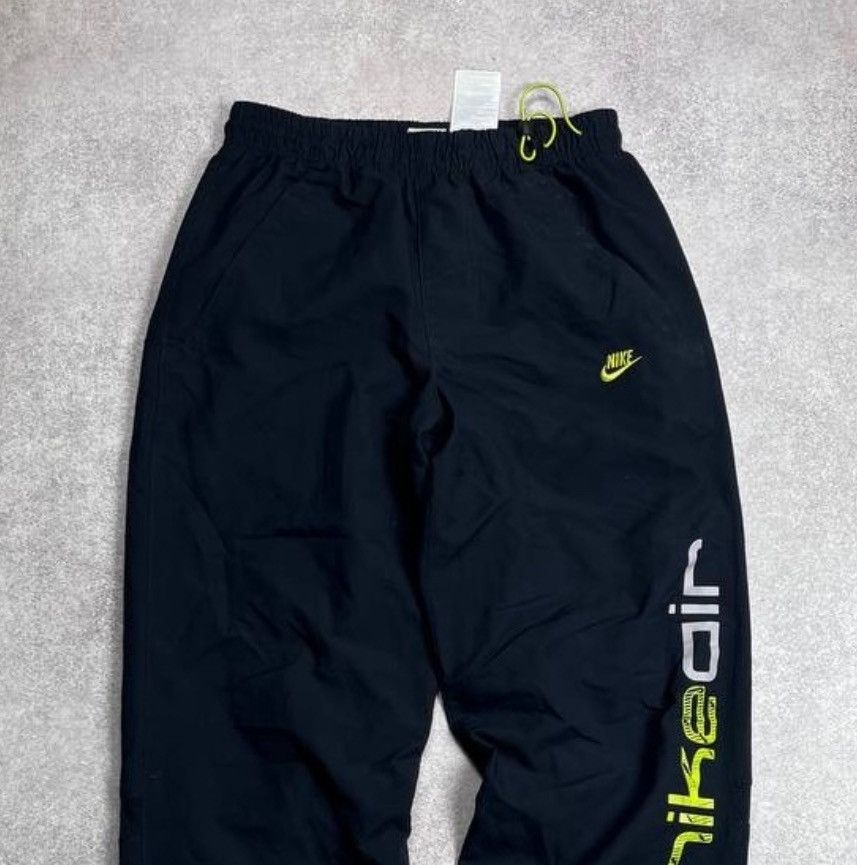 Nike VINTAGE NIKE SWOOSH NYLON Y2K TN STYLE TRACK PANTS S Size US 31 - 2 Thumbnail