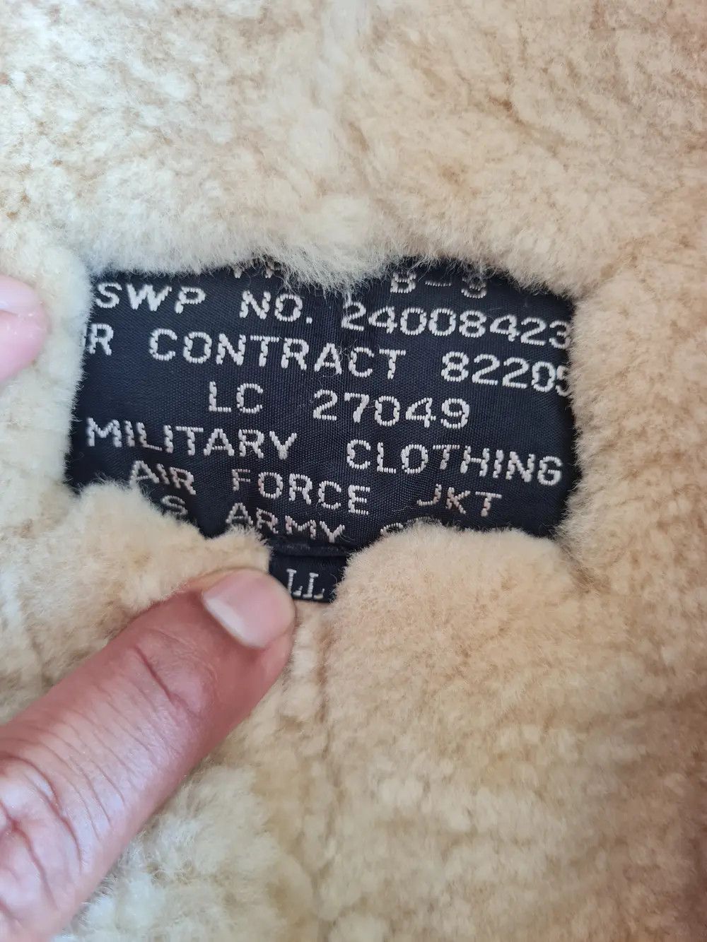 Vintage Vintage B3 Military US Air Force Leather Jacket Size US L / EU 52-54 / 3 - 8 Thumbnail