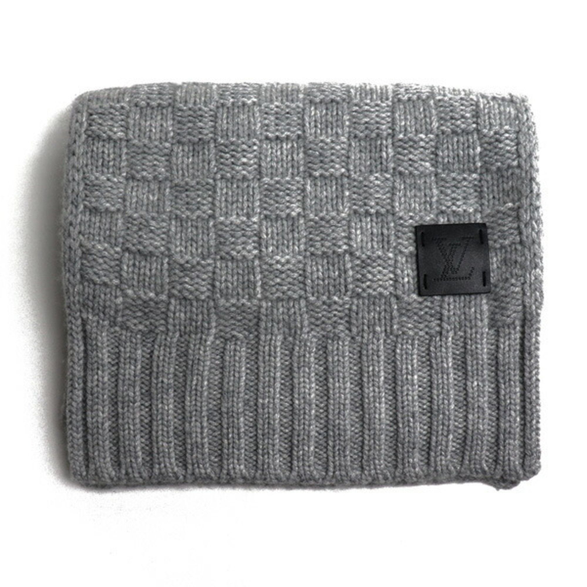 image of Louis Vuitton Escharp Helsinki Cashmere Muffler M74420 Gricle, Women's
