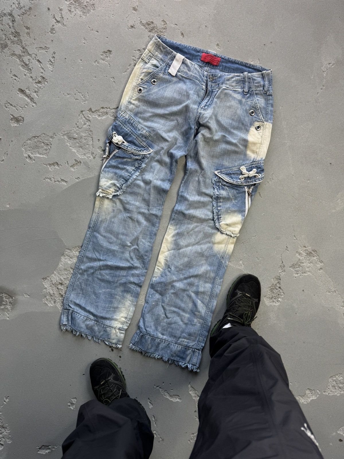 Dsquared2 × Vintage Vintage Dsqaured2 Distressed Denim Y2K Black Jeans Size US 32 / EU 48 - 1 Thumbnail