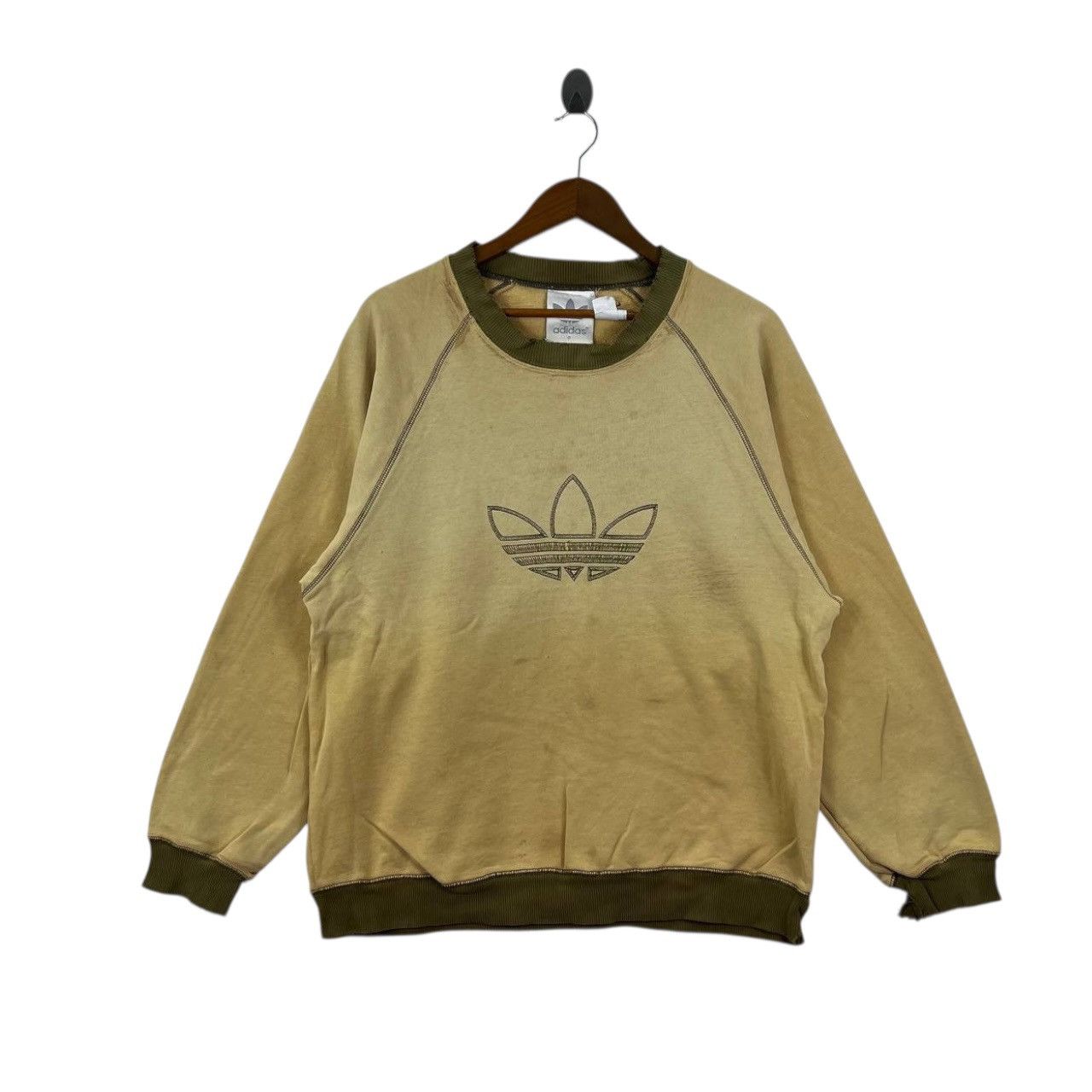 Adidas Vintage ADIDAS ORIGINALS TREFOIL Distress Thrashed Sweatshir Size US XXL / EU 58 / 5 - 1 Thumbnail