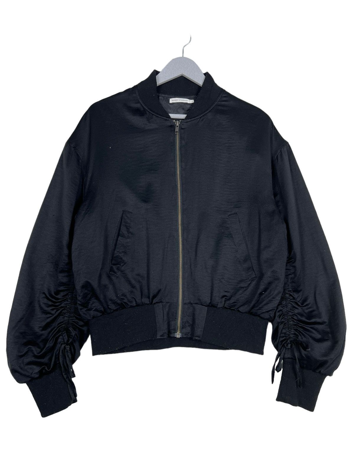Bomber Jacket × Japanese Brand 🔥 BROWNY CROPPED BOMBER