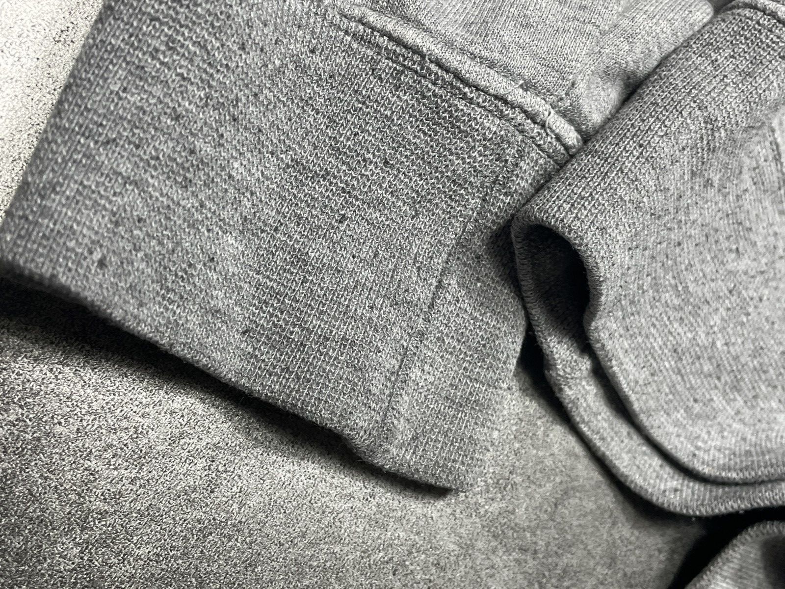 Champion Champion Vintage Y2K Hoodie Zip Rare Boxy Fit Size US S / EU 44-46 / 1 - 13 Thumbnail