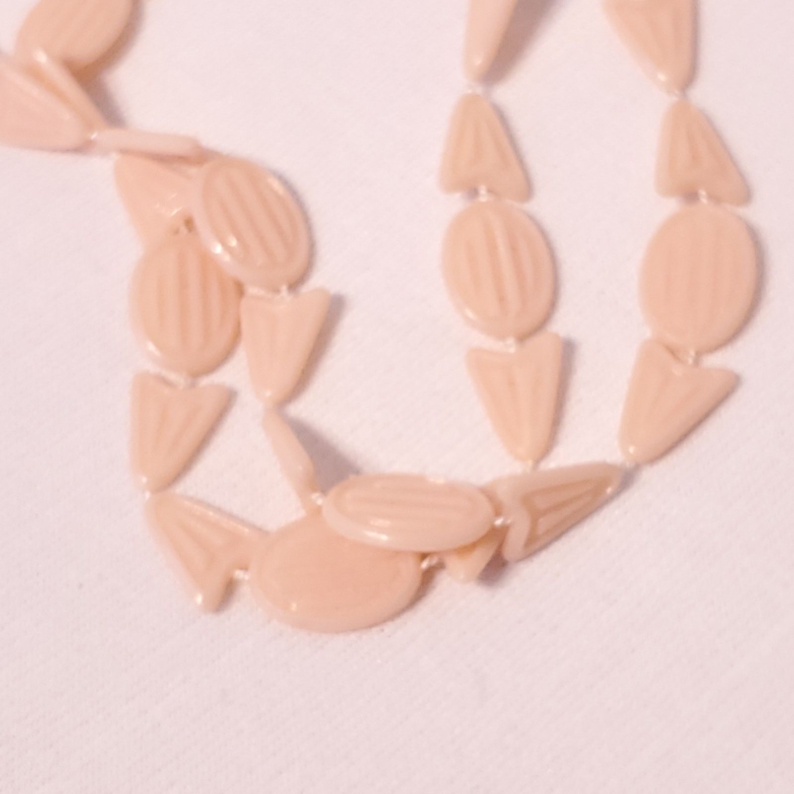Other Vintage MCM Retro Necklace in Pink long Size ONE SIZE - 5 Thumbnail