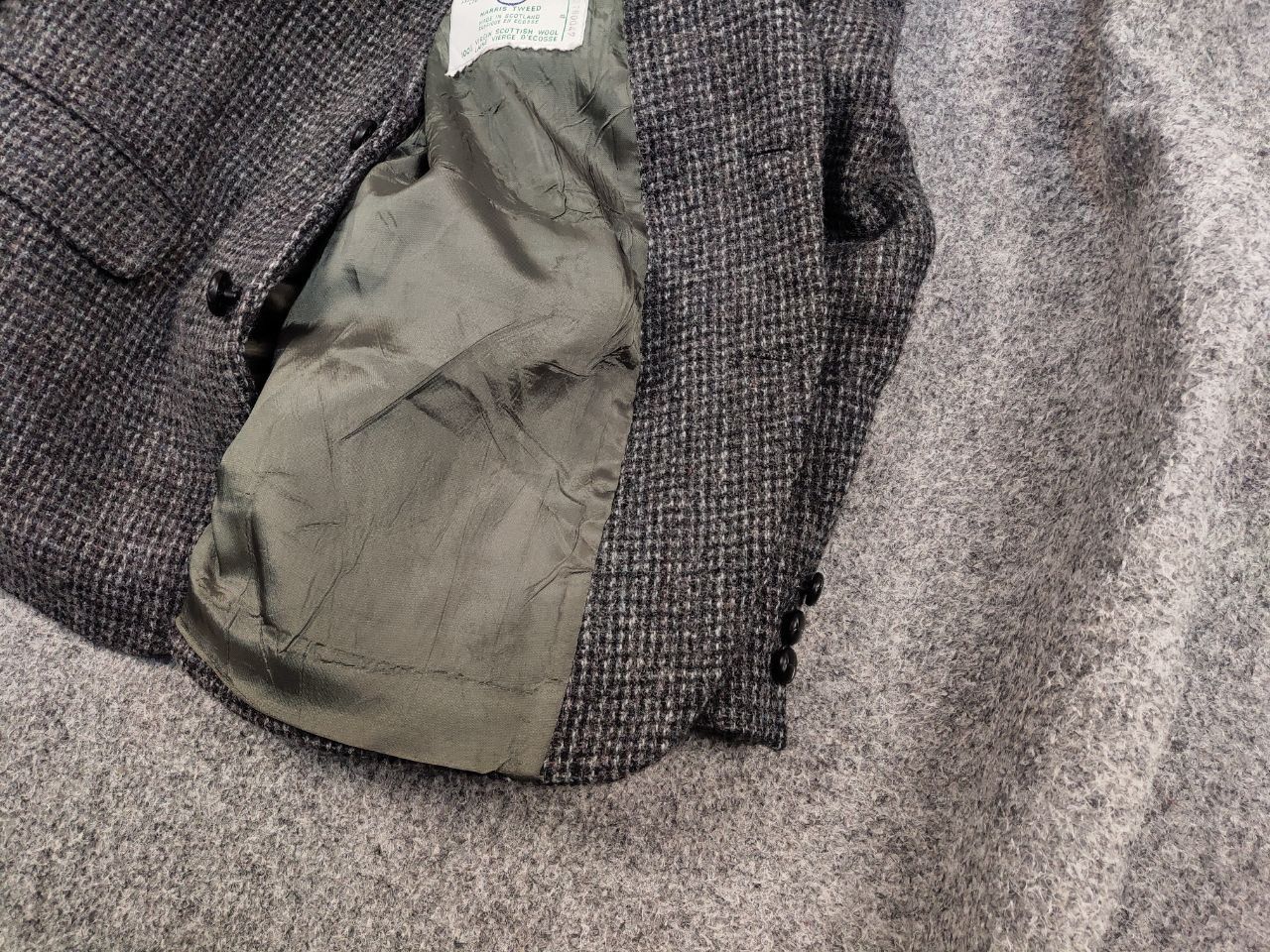 Designer × Harris Tweed × Vintage Vintage 90's Harris Tweed Court short Wool Blazer Jacket Size US S / EU 44-46 / 1 - 5 Thumbnail