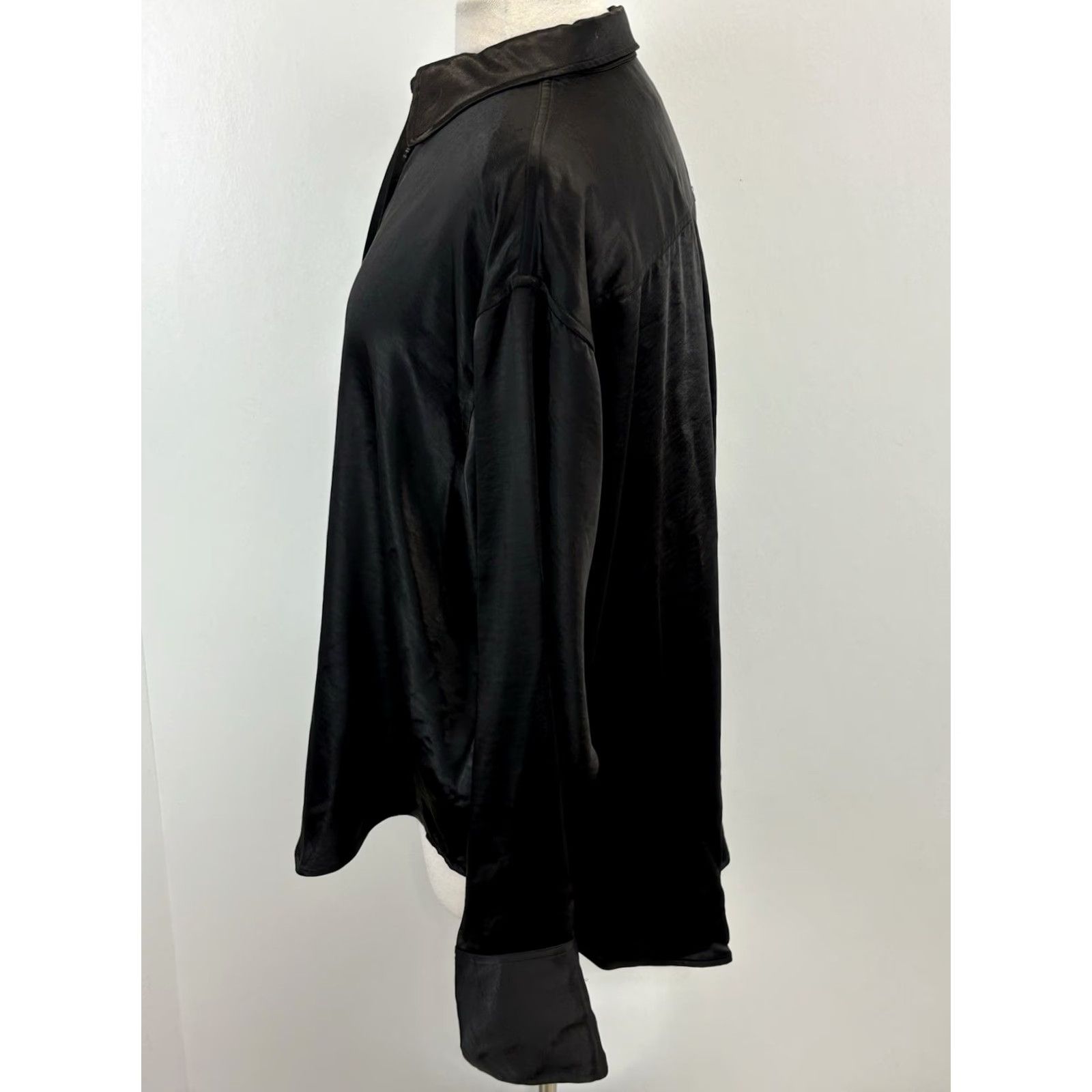 Good American Good American Shirt Women’s L XL Black Satin Button-Up Relaxed Washed Weekend Covered Buttons Casual Business Size L / US 10 / IT 46 - 2 Thumbnail