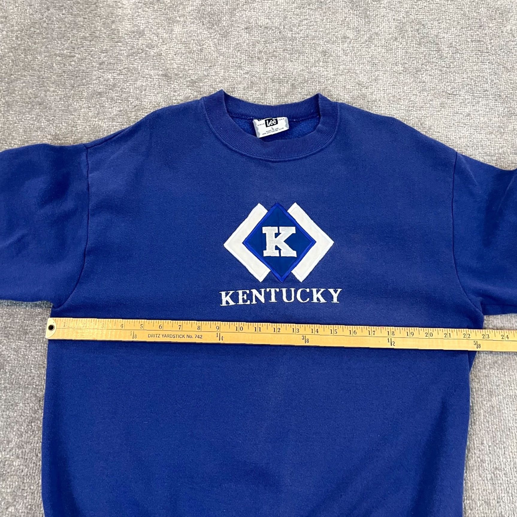 Lee VTG University of Kentucky Sweatshirt Mens Large Blue Crewneck Lee Jacket University 90s College Sport Blue Devils Embroidered Logo Size US L / EU 52-54 / 3 - 6 Thumbnail