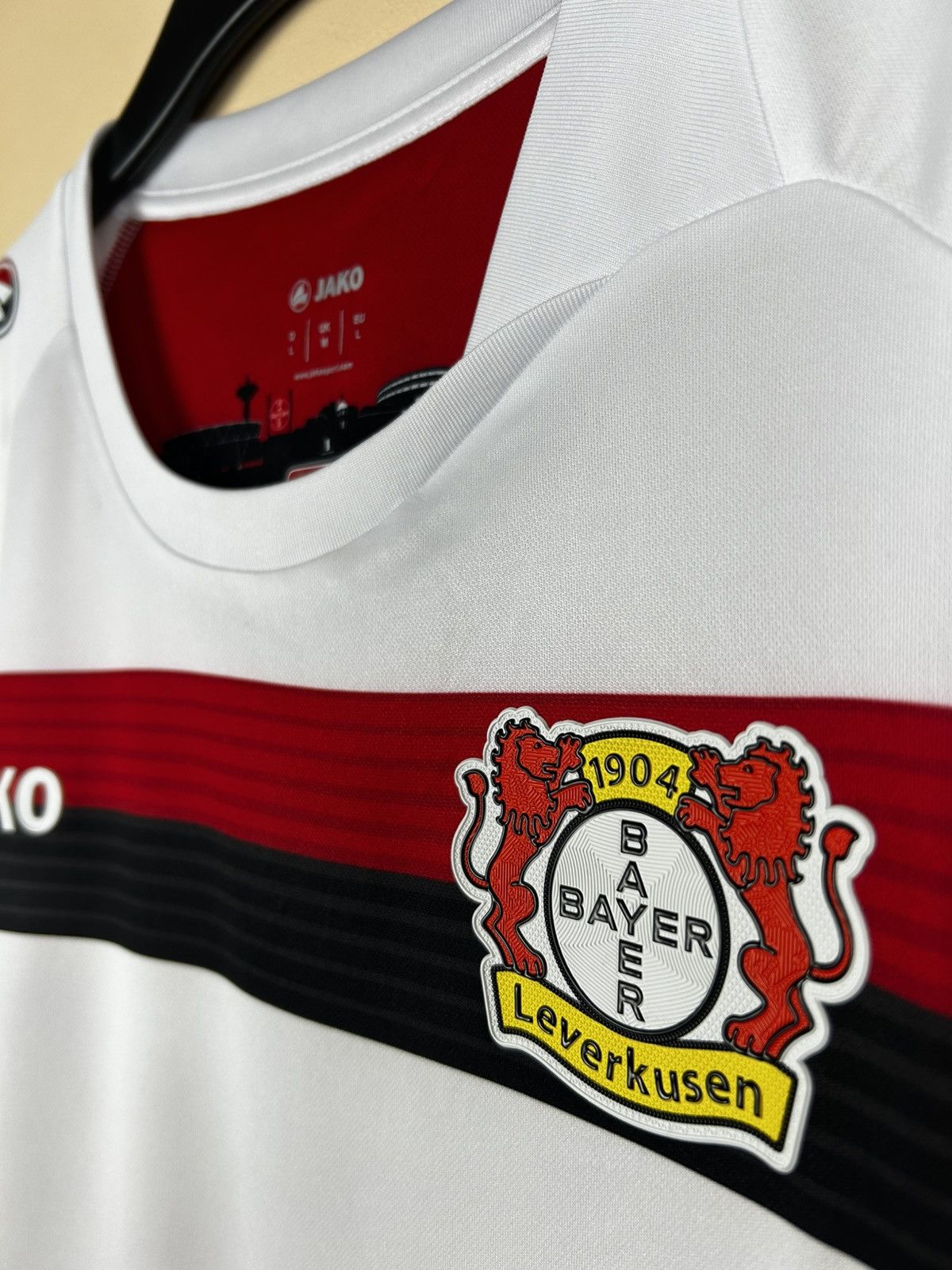 Other Bayer Leverkusen season 2016/2017, 3rd Kit Size US L / EU 52-54 / 3 - 3 Thumbnail