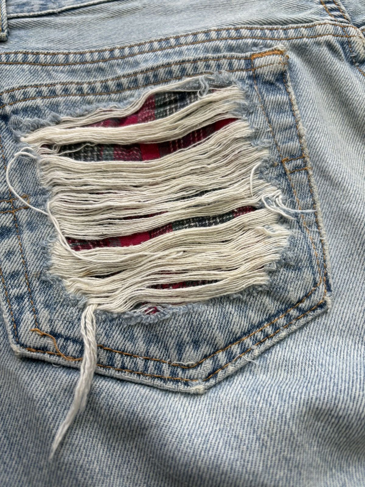 Levi's Vintage Clothing Levis 501XX Distressed Jeans Size US 32 / EU 48 - 11 Thumbnail