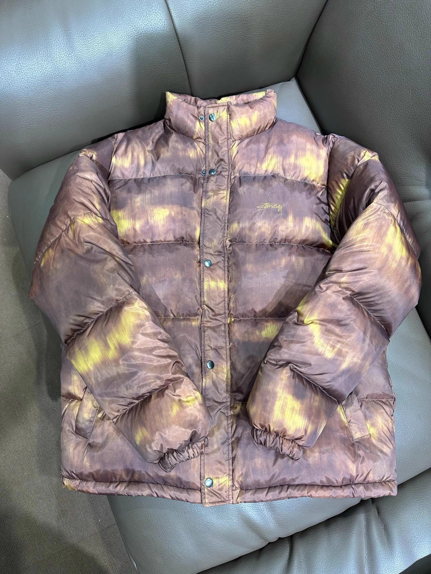 Stussy Holiday '20 Reissue Down Jacket Red Brown XL