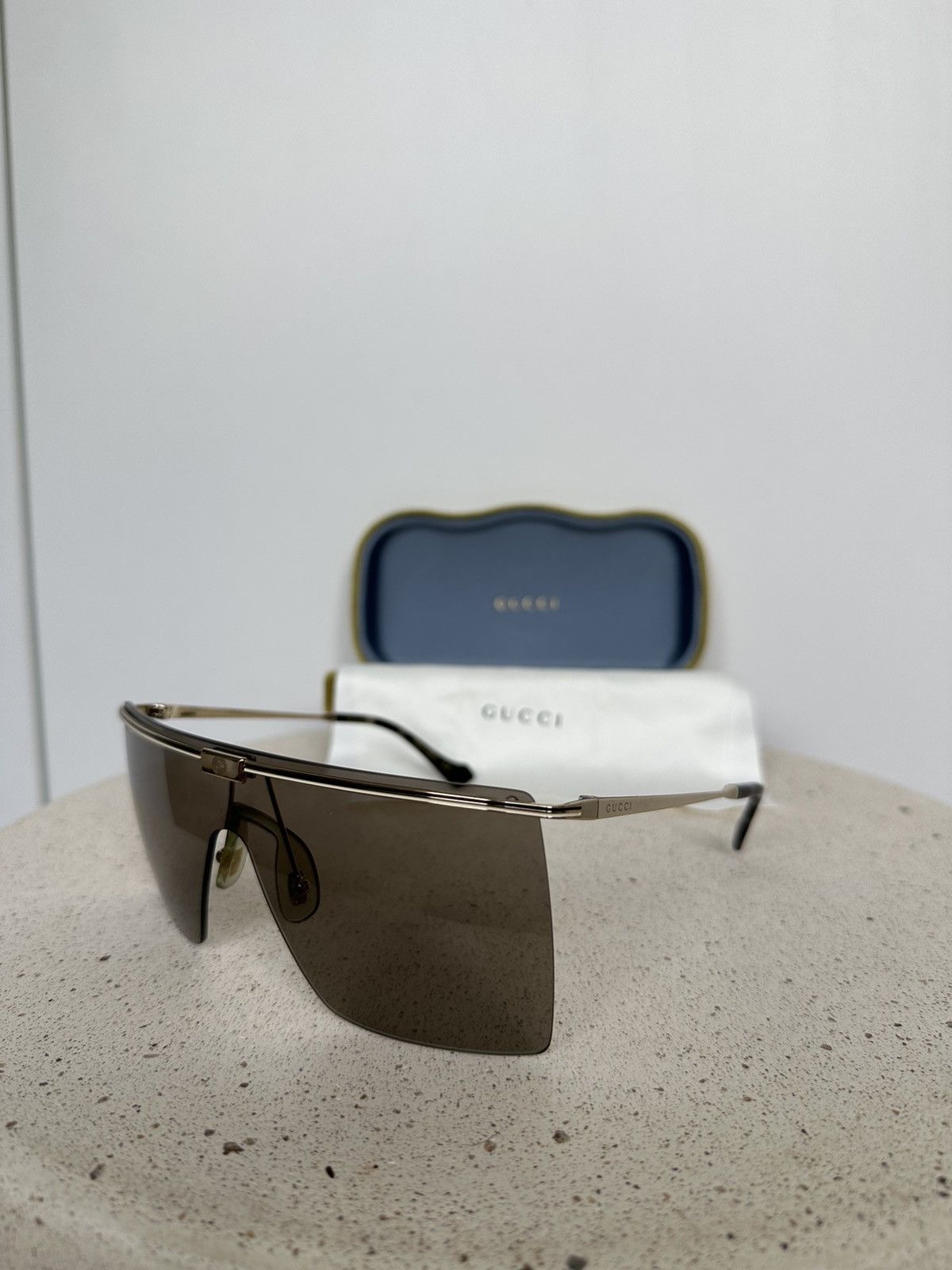 Gucci Gucci GG1086S 002 unisex shield sunglasses Size ONE SIZE - 1 Thumbnail