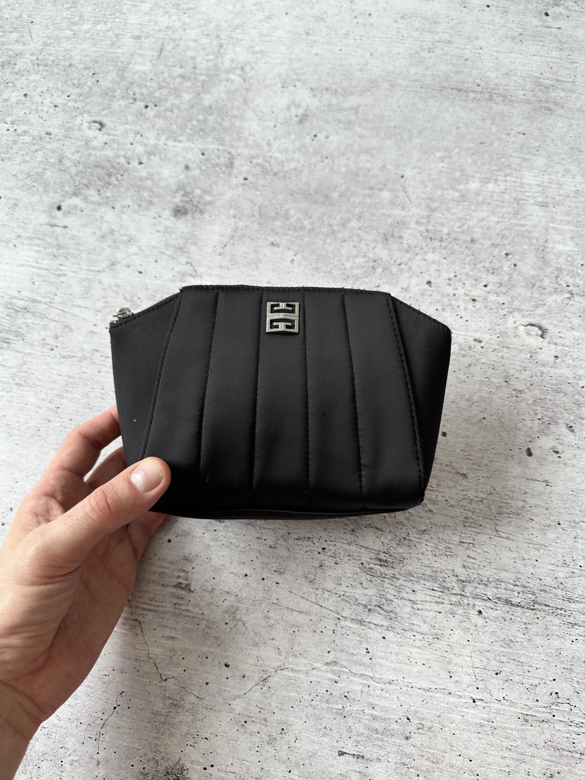 Givenchy GIVENCHY PARFUMS Iconic Black Makeup Bag Pouch Travel Case Size ONE SIZE - 2 Thumbnail