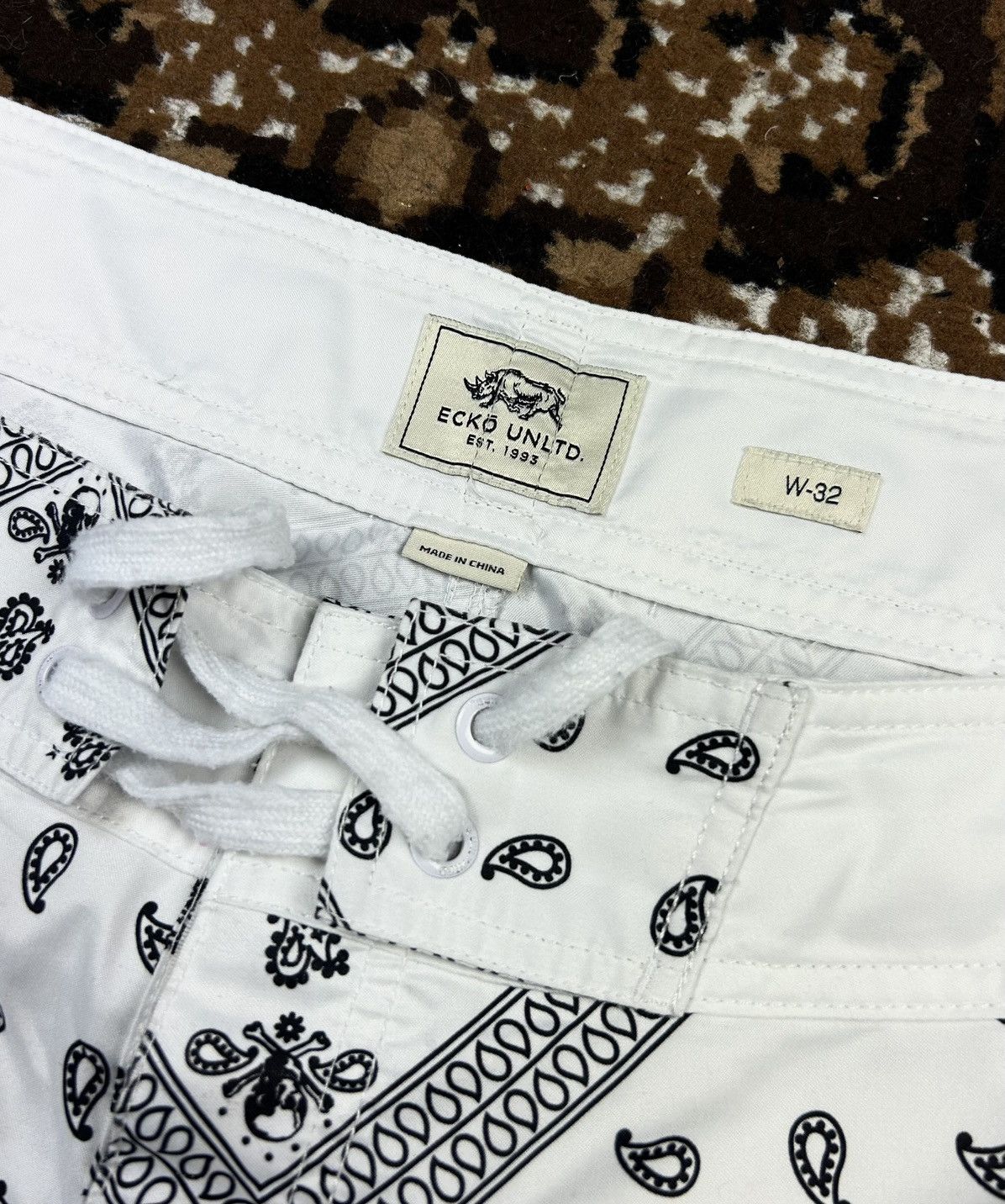 Ecko Unltd. × Vintage Vintage Ecko Unltd Bandana Rap Shorts Y2k Size US 32 / EU 48 - 7 Thumbnail