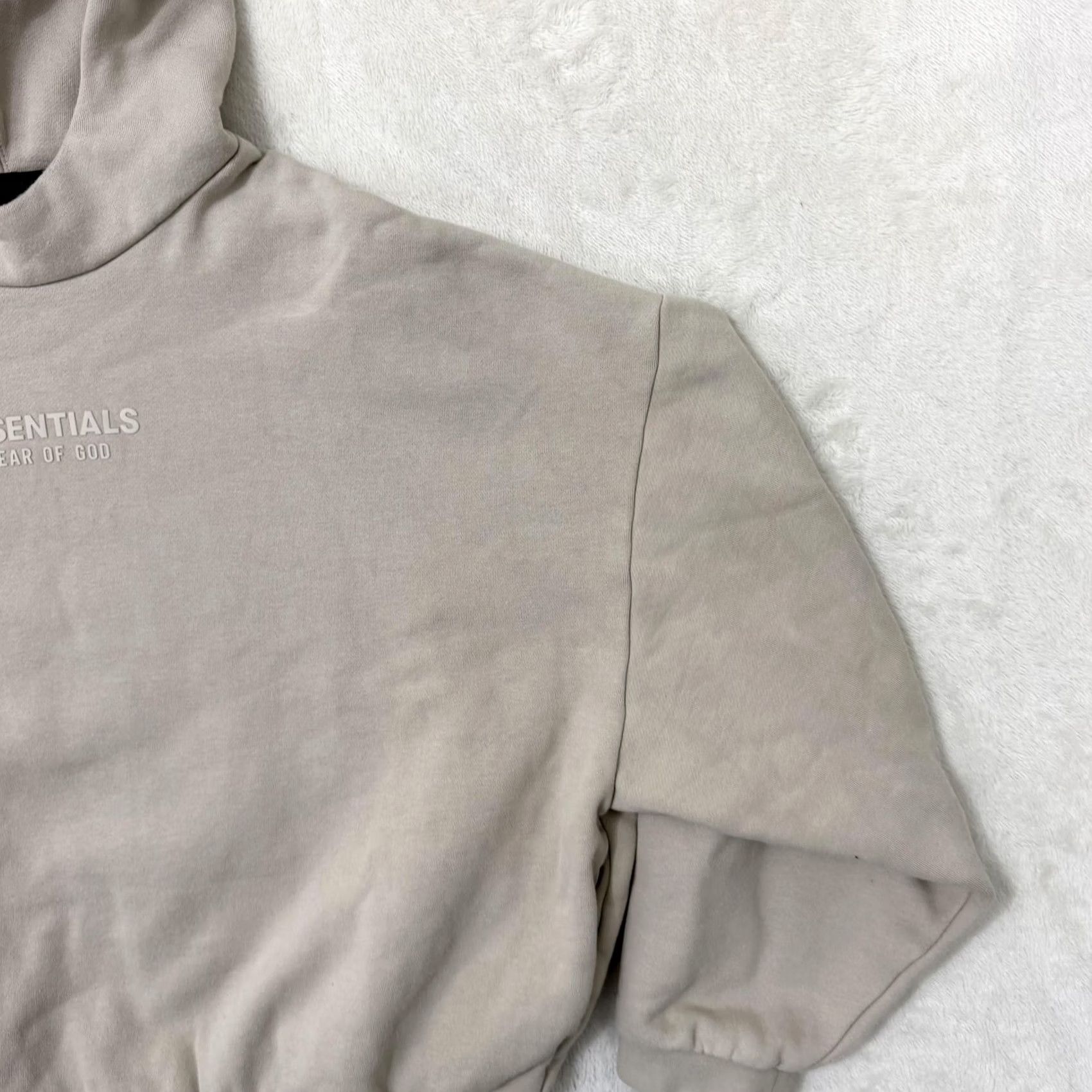 Vintage Fear Of God Essentials Hoodie Mens M Gray Pullover Graphic Print Crew Neck Relaxed Fit Size US M / EU 48-50 / 2 - 5 Thumbnail