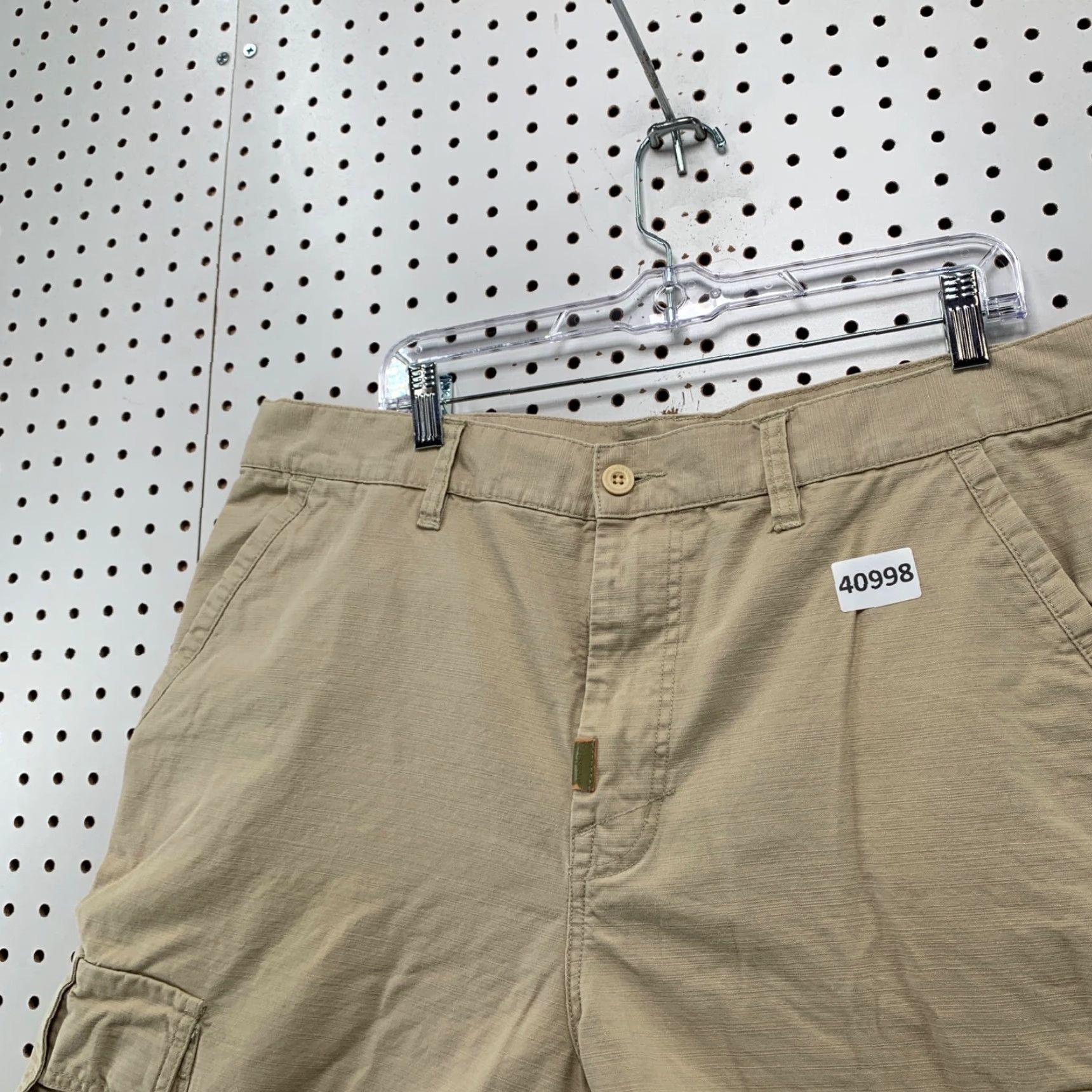 Vintage VINTAGE LRG Cargo Shorts Mens 38 Beige Hip Hop Pockets 11 Inseam 38x11 Size 38 Regular Fit Size US 38 / EU 54 - 7 Thumbnail