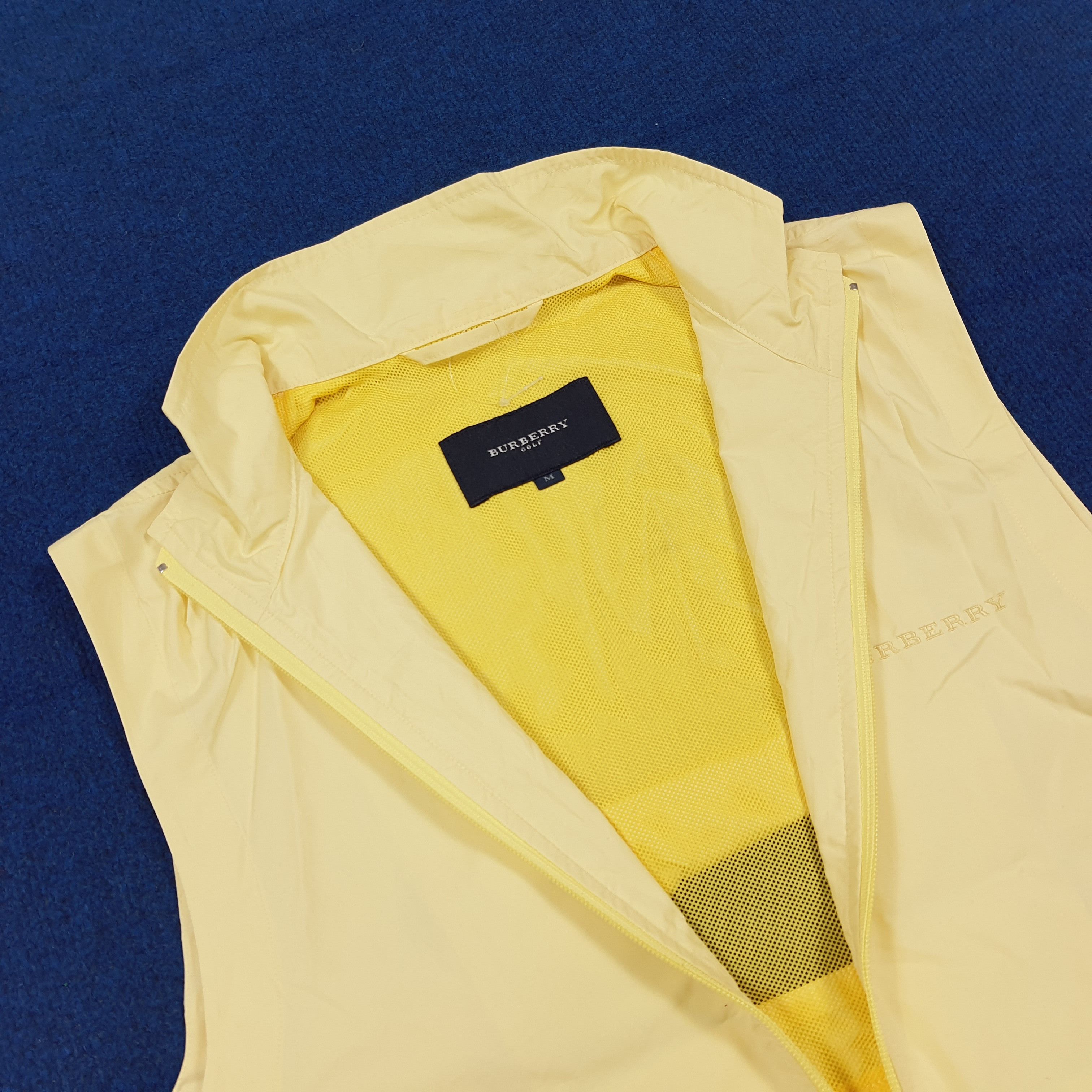 Burberry Vintage Burberry Golf Vests C285N52 Size US M / EU 48-50 / 2 - 7 Thumbnail