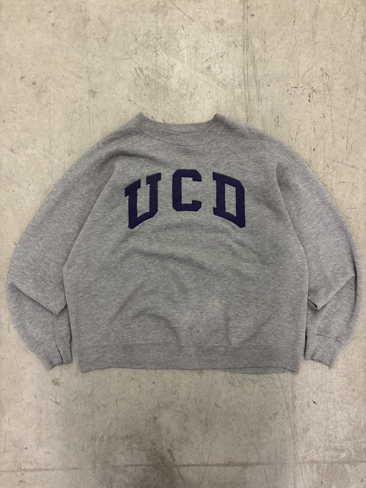 Jansport Vintage Jansport UCD College Sweatshirt Made in USA Size US XL / EU 56 / 4 - 1 Thumbnail