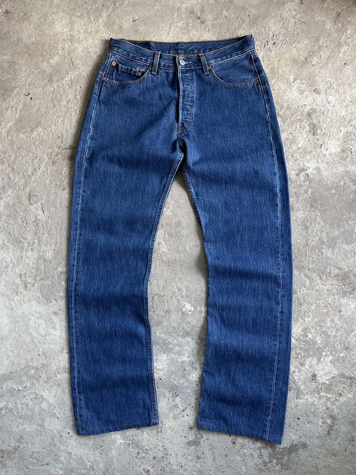 Levi's Levi's 501 Red Tab Straight Classic Fit Denim Jeans Size US 32 / EU 48 - 2 Thumbnail