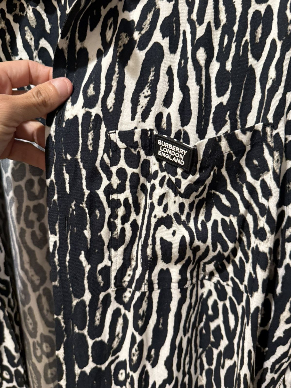 Burberry Brand new Size US L / EU 52-54 / 3 - 8 Thumbnail
