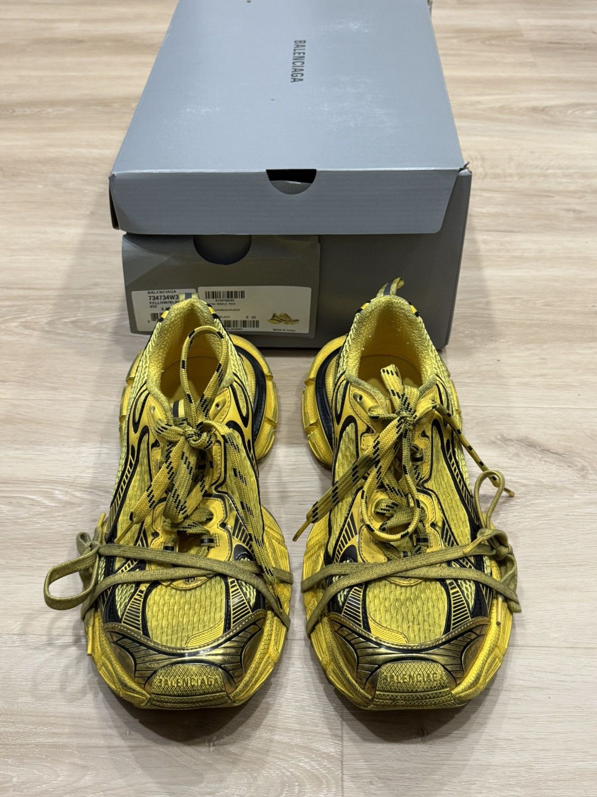 Balenciaga Balenciaga 3xl Distressed Sneakers ‘Yellow’ Size US 12 / EU 45 - 21 Thumbnail