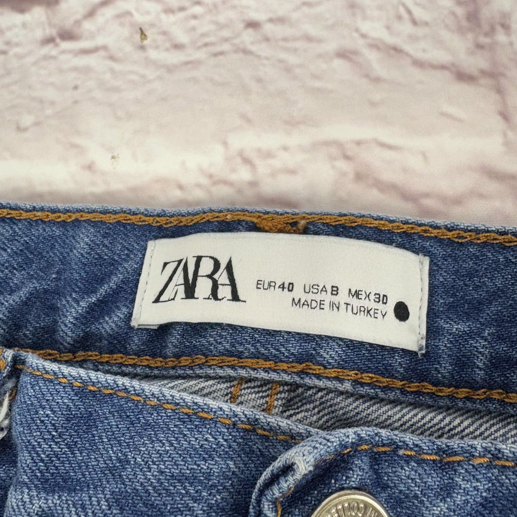 Zara Zara Jeans Womens 8 Distressed Cropped Blue Denim 9863/046 Size 30" / US 8 / IT 44 - 2 Thumbnail