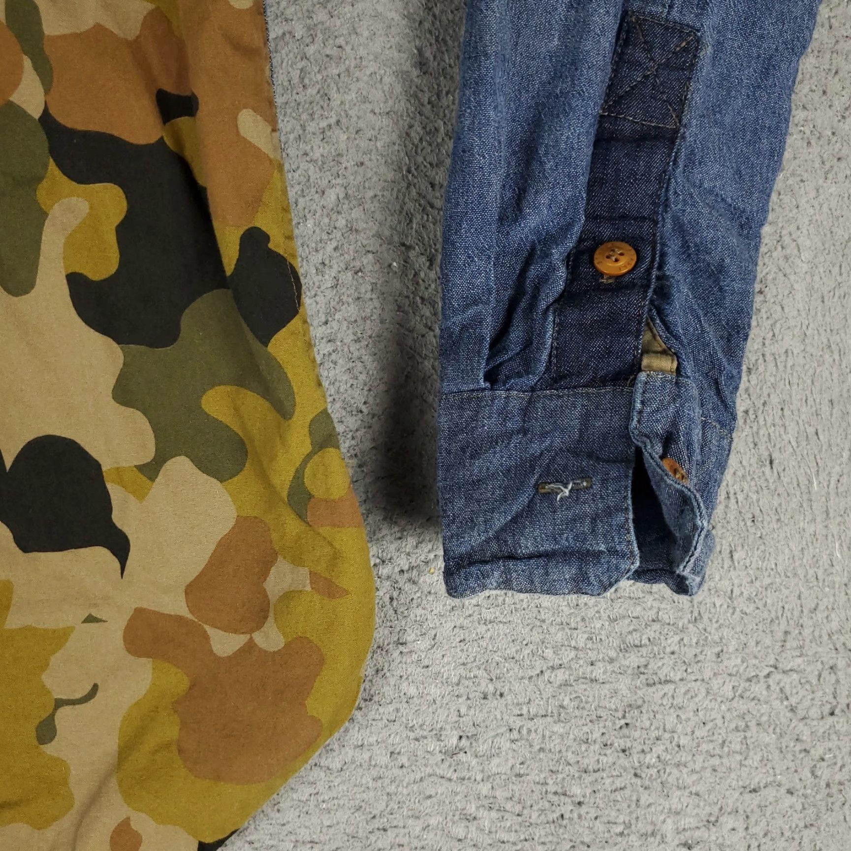 Vintage VINTAGE Staple Men's Button-Up Shirt Long Sleeve Camouflage Cotton Blue Small Casual, Workwear, Formal Size US S / EU 44-46 / 1 - 4 Thumbnail