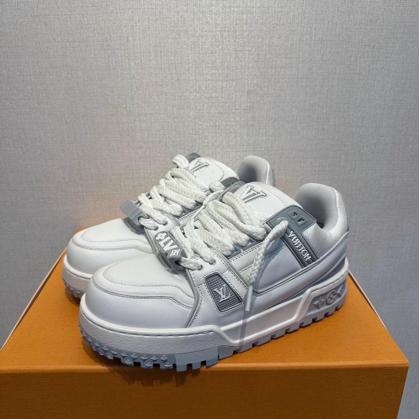 Louis Vuitton Louis Vuitton Gray/White Puffy Trainer 38 New Size US 7 / IT 37 - 1 Thumbnail