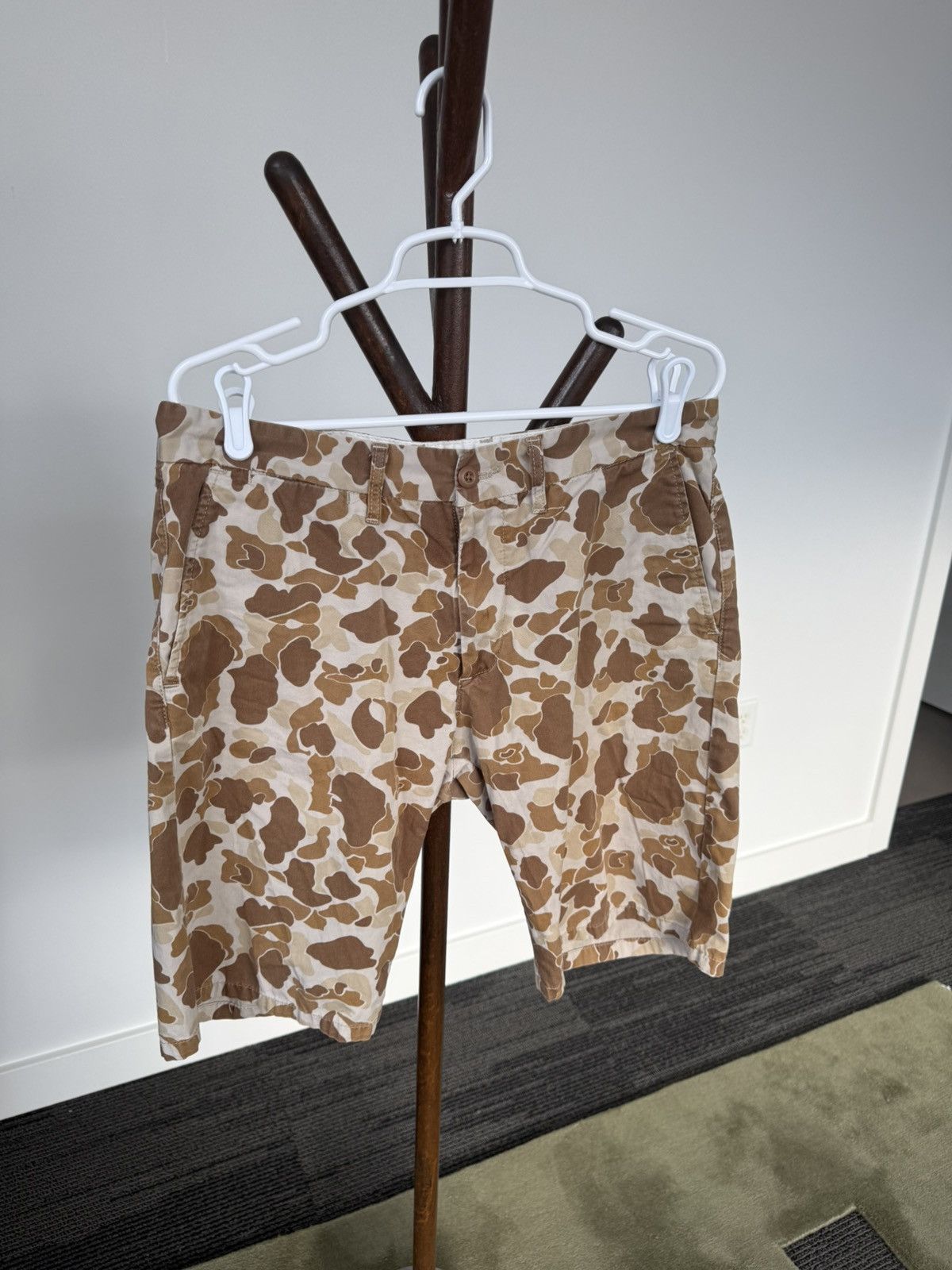 Carhartt Wip Brown camo Carhartt Wip shorts Size US 34 / EU 50 - 4 Thumbnail