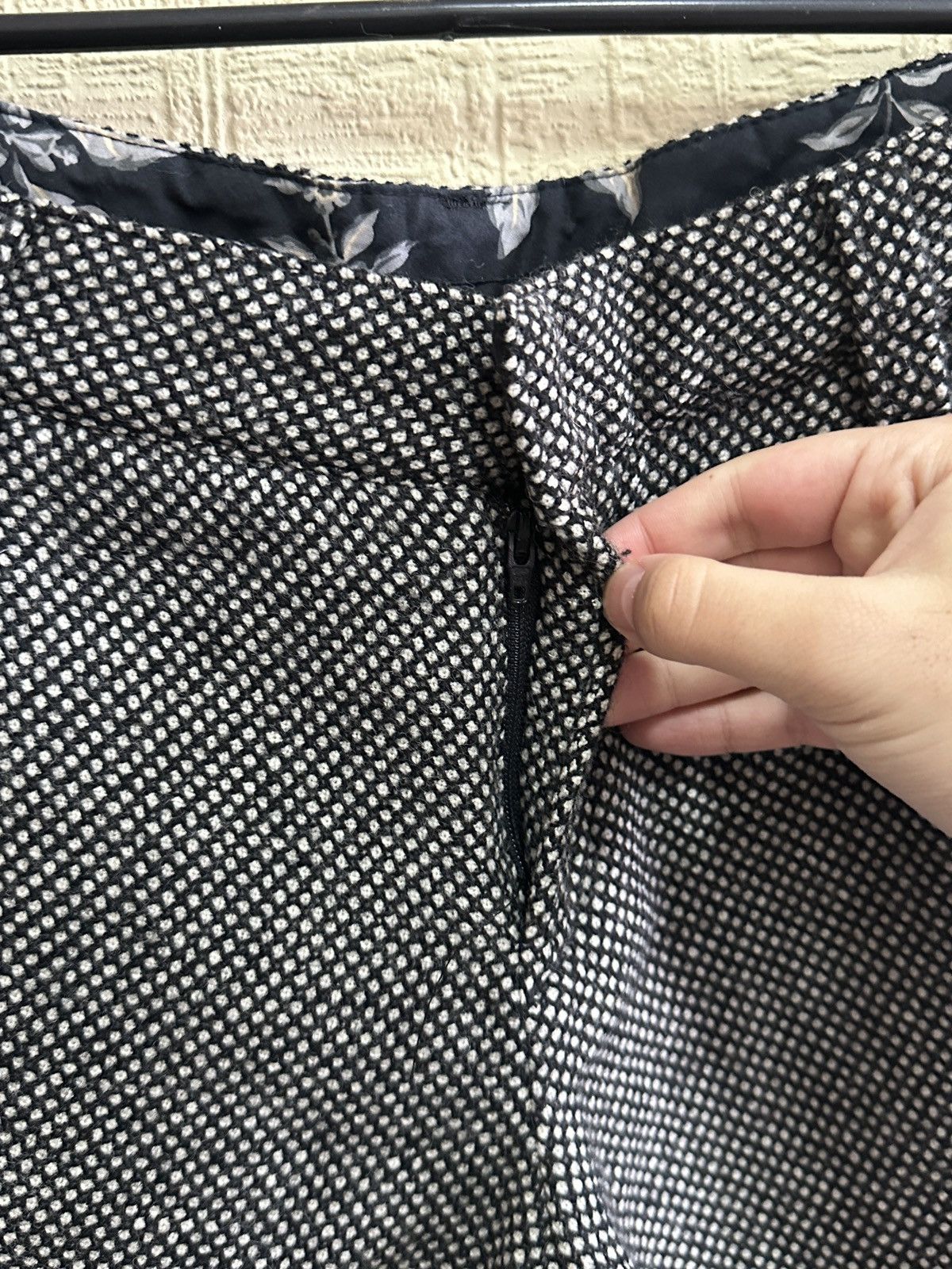 Dolce & Gabbana D&G Dolce & Gabbana Wool Shorts Black White Tweed IT 38 Size 26" / US 2 / IT 38 - 6 Thumbnail