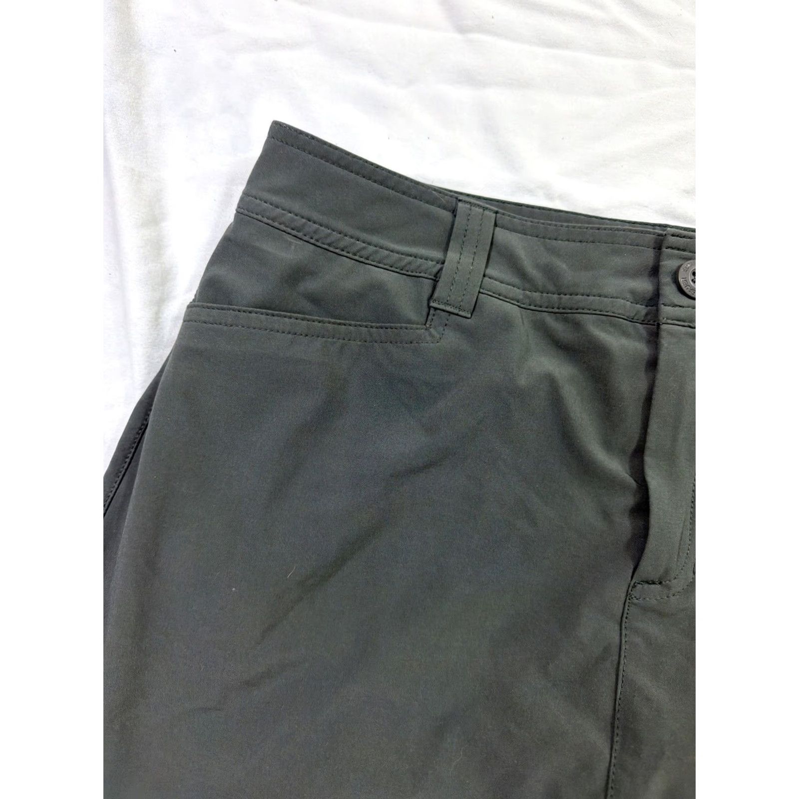 Eddie Bauer Eddie Bauer Skort Women’s Size 8 Gray Polyester Spandex 32x17 Activewear Regular Womens Size ONE SIZE - 5 Thumbnail
