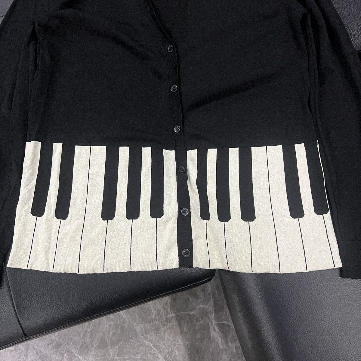 Moschino Moschino Piano Key Hem Knit Cardigan Size US XXS / EU 40 - 4 Thumbnail