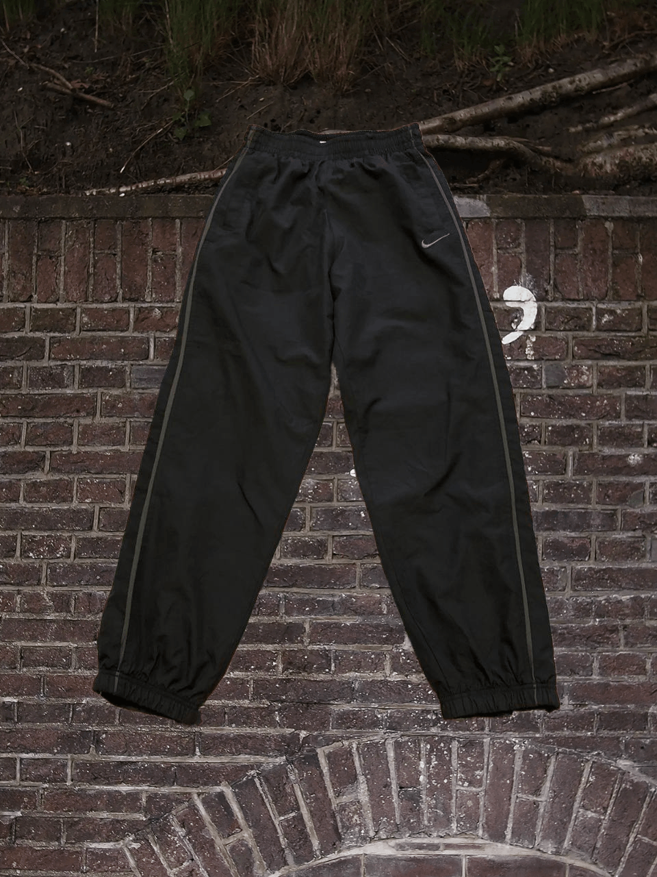Nike Casual Pants Nike black logo Y2K Vintage streetwear Size US 30 / EU 46 - 1 Thumbnail
