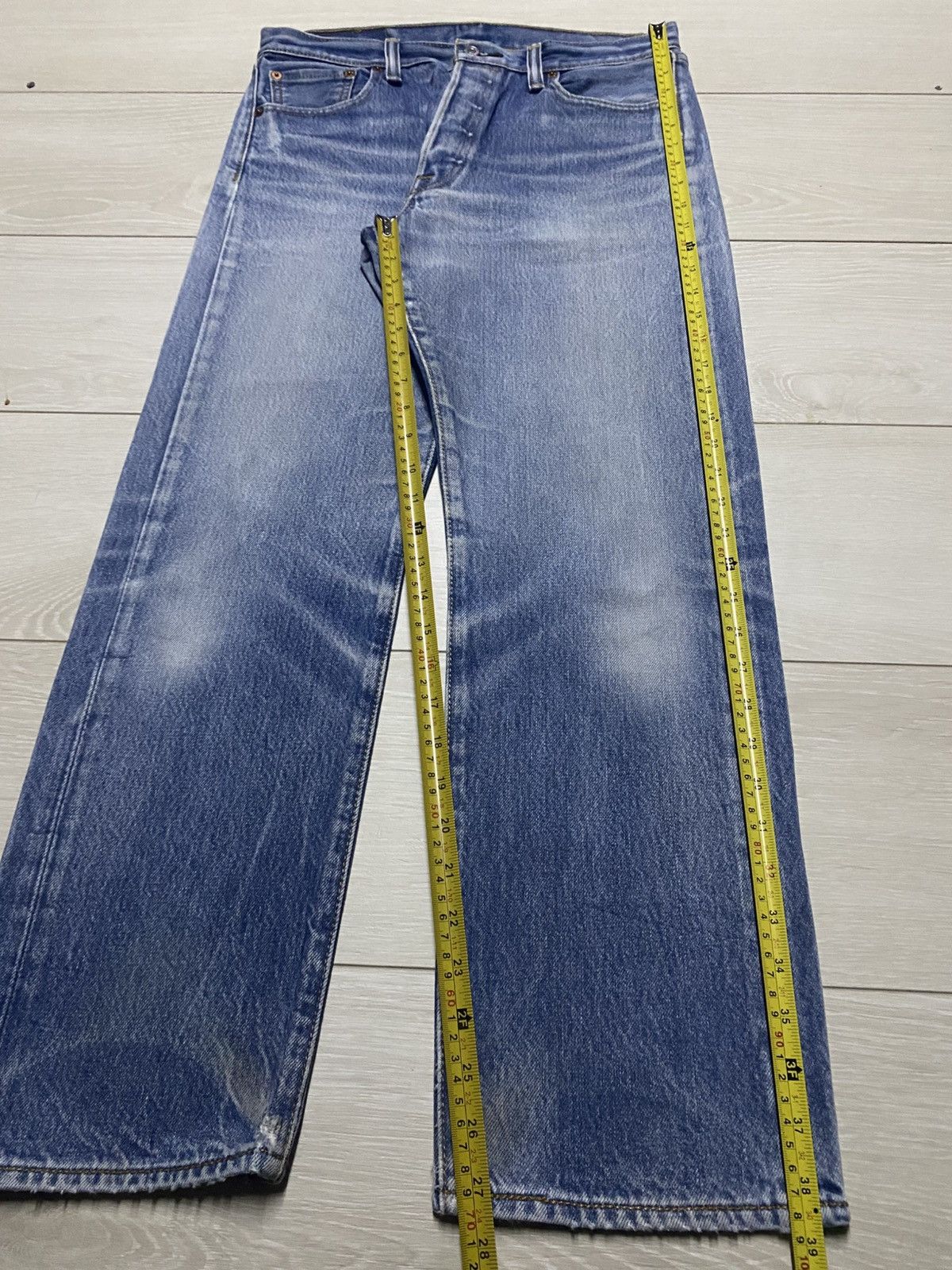 Levi's Vintage Levis 501 ButtonFly Distressed Jeans Size US 31 - 13 Thumbnail