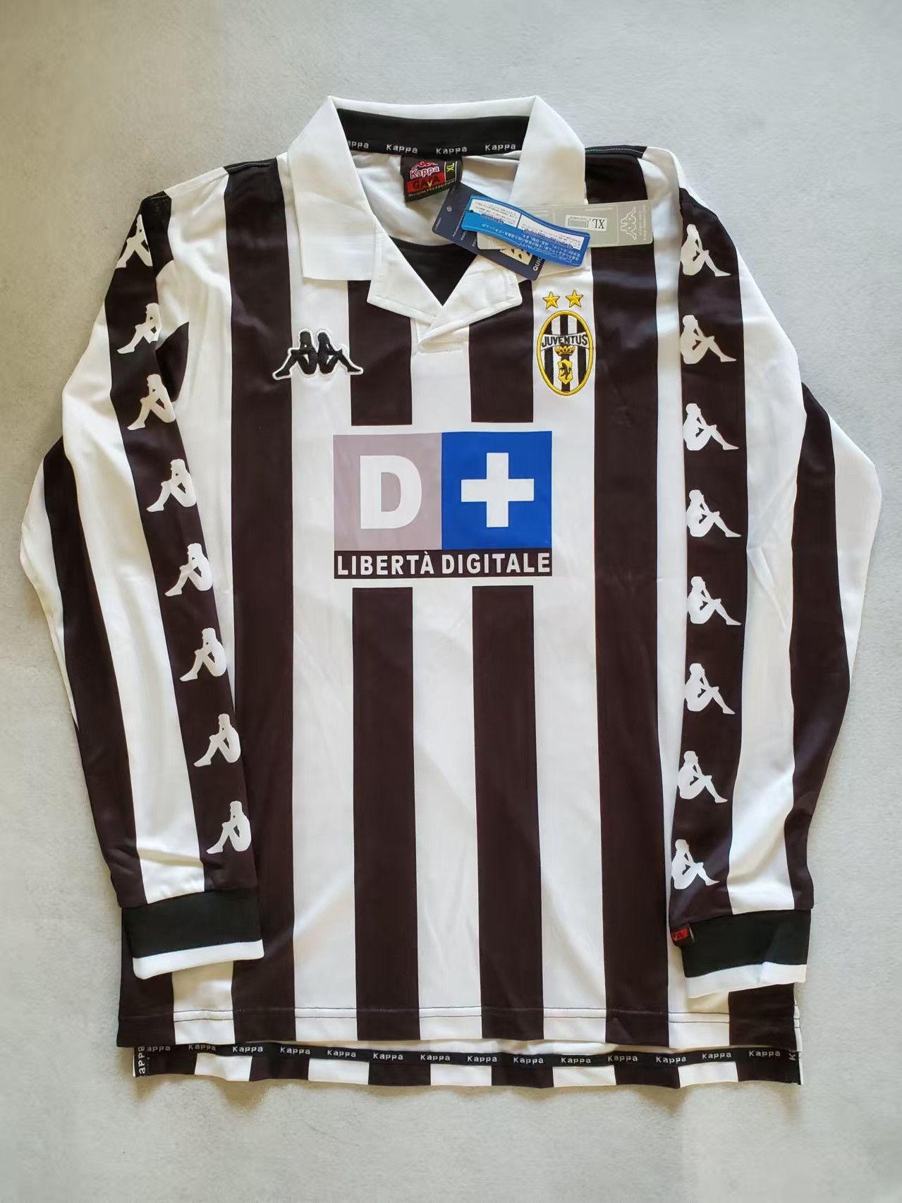 Other 1999 2000 Juventus #21 Zidane Jersey Size US XL / EU 56 / 4 - 1 Thumbnail